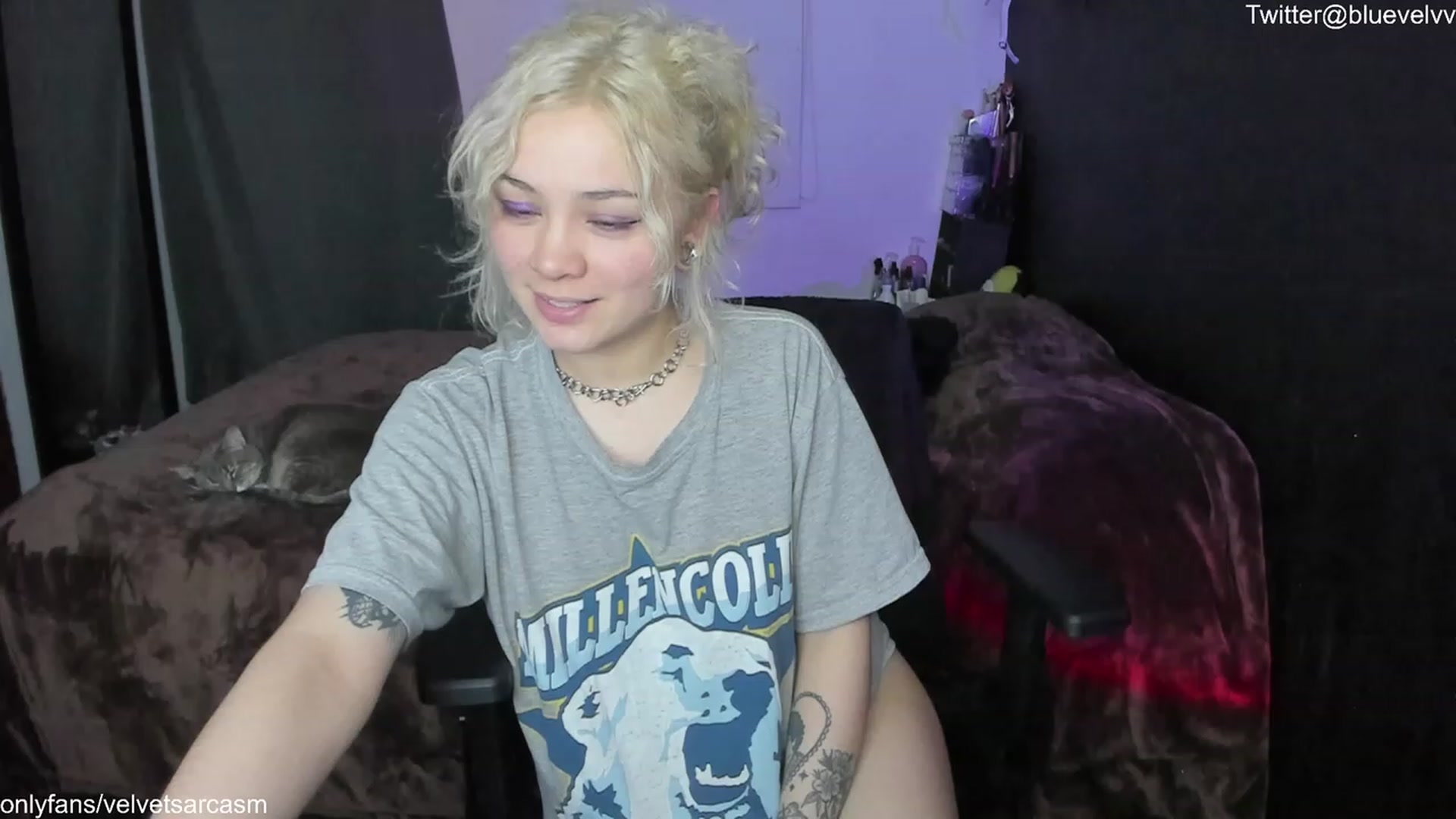 Gallery image thumbnail from VelvetSarcasm's myfreecams stream on, 07/16/2023, 07:18 image 13 of 20