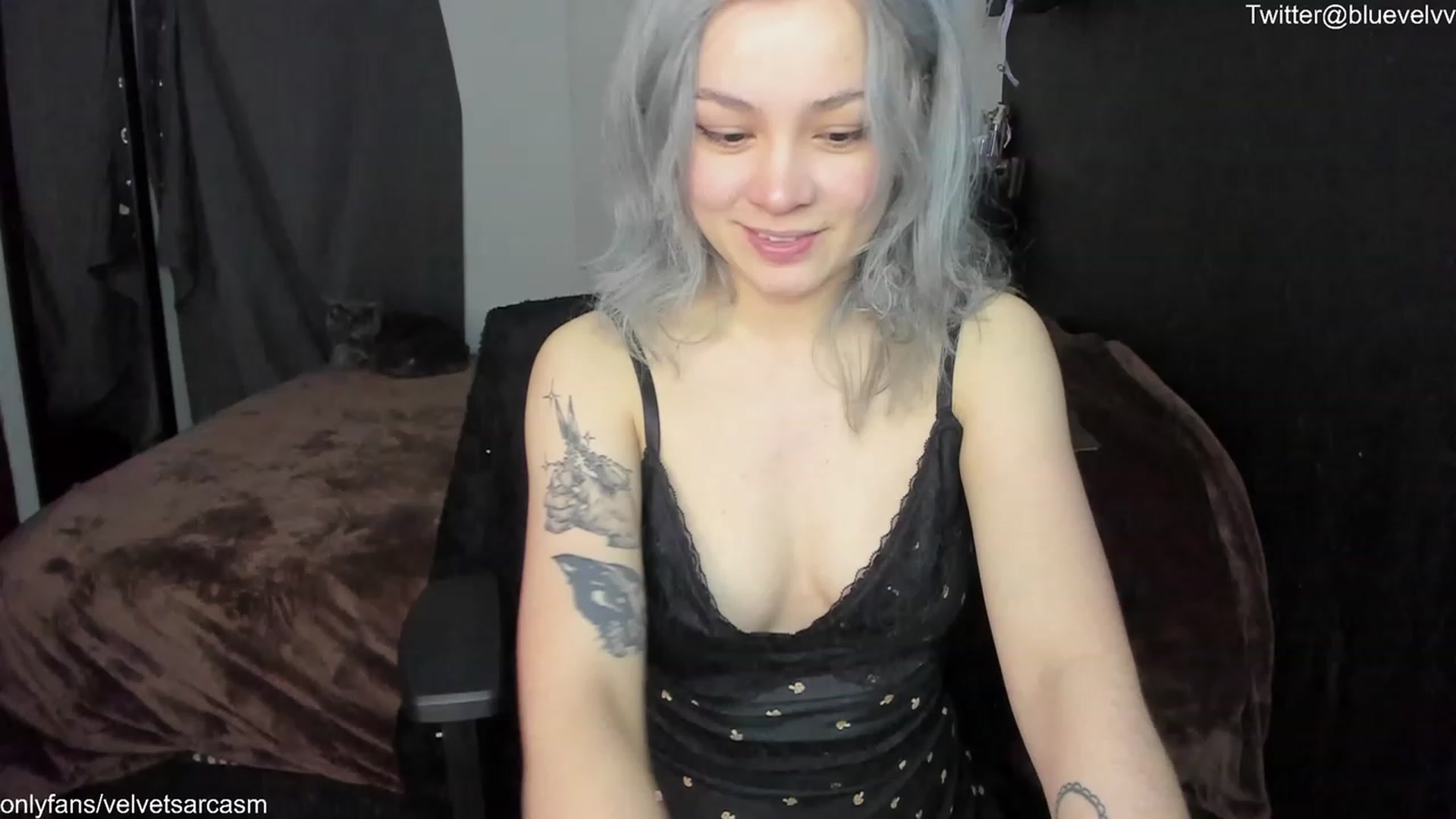 Gallery image thumbnail from VelvetSarcasm's myfreecams stream on, 07/22/2023, 07:21 image 9 of 20