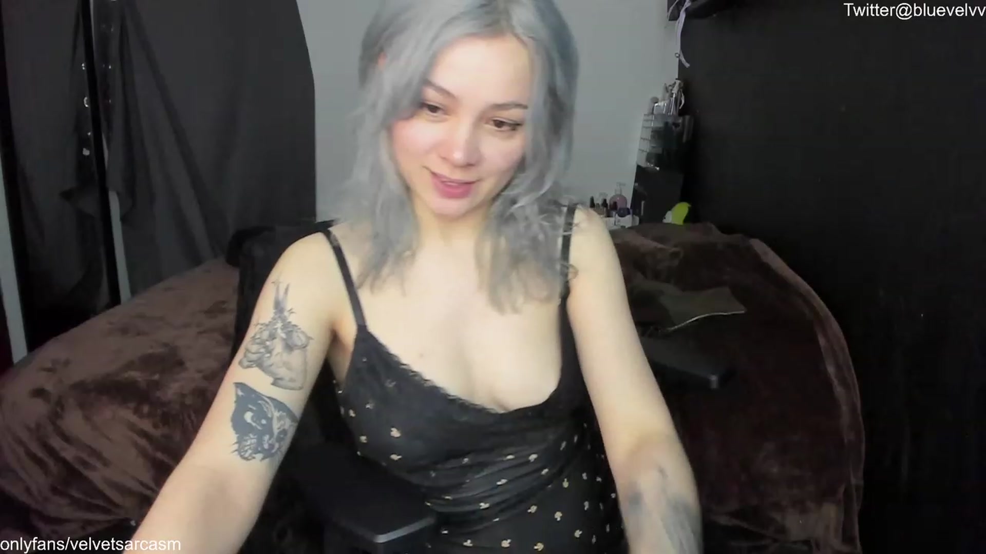 Gallery image thumbnail from VelvetSarcasm's myfreecams stream on, 07/22/2023, 07:21 image 19 of 20