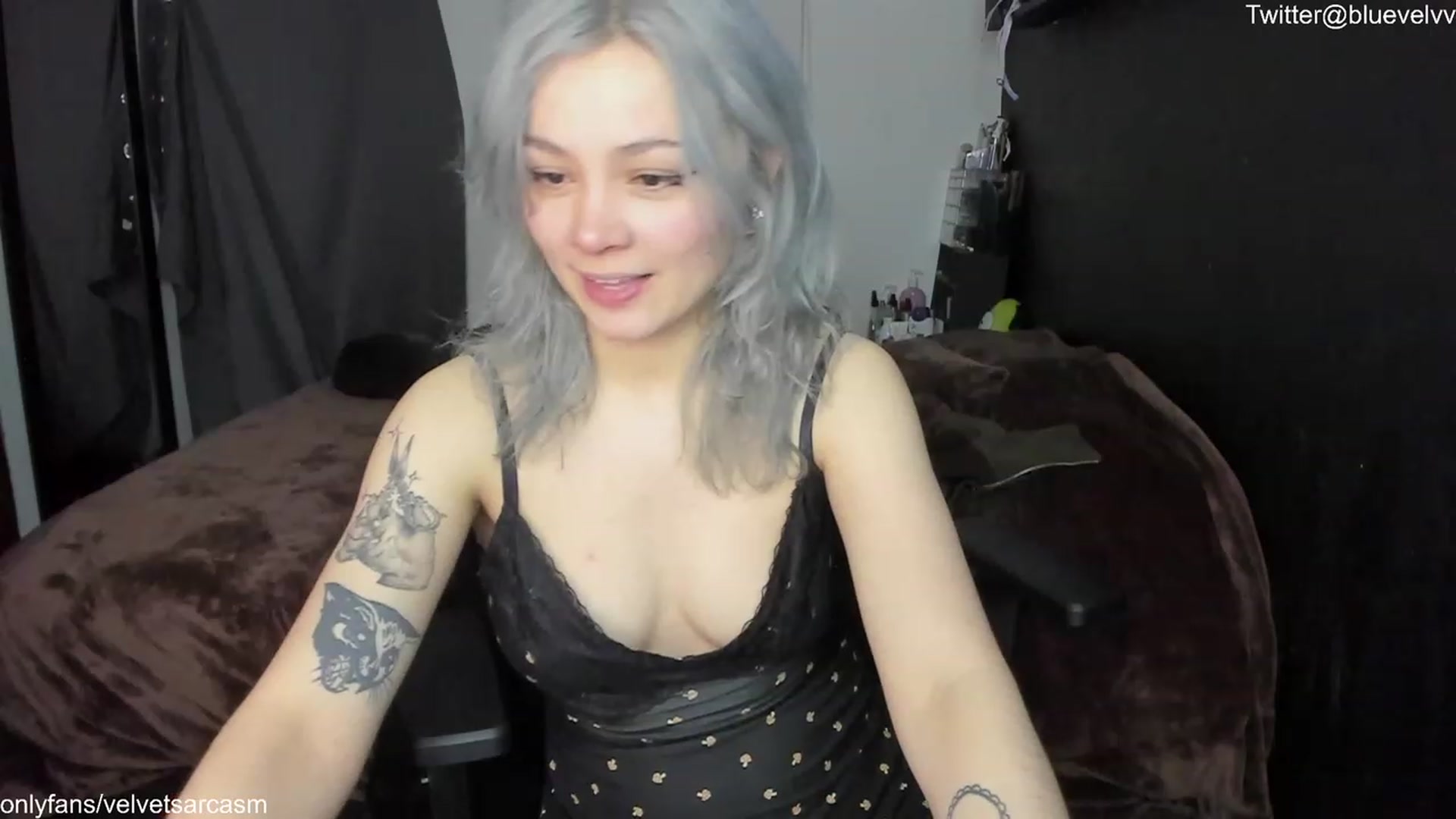 Gallery image thumbnail from VelvetSarcasm's myfreecams stream on, 07/22/2023, 07:21 image 18 of 20