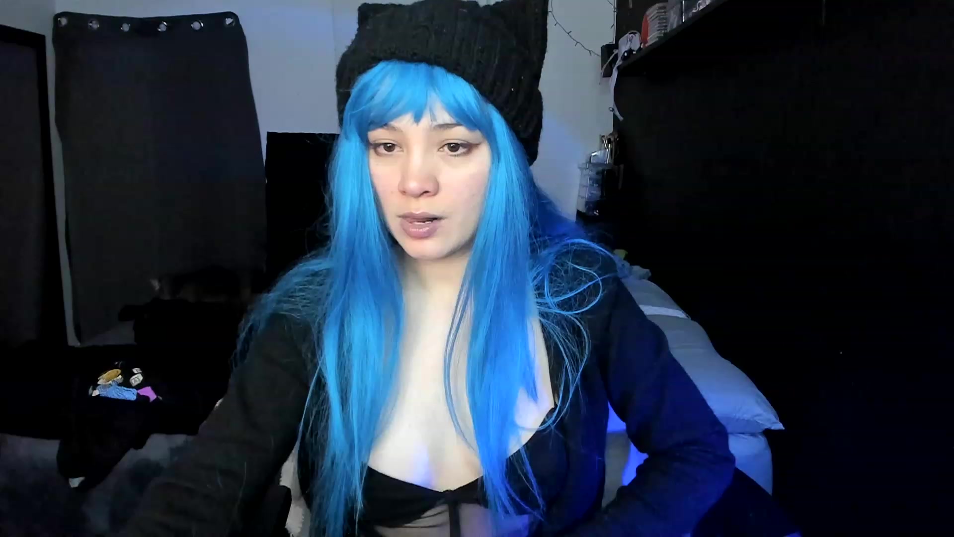 Gallery image thumbnail from VelvetSarcasm's myfreecams stream on, 08/19/2023, 07:28 image 18 of 20