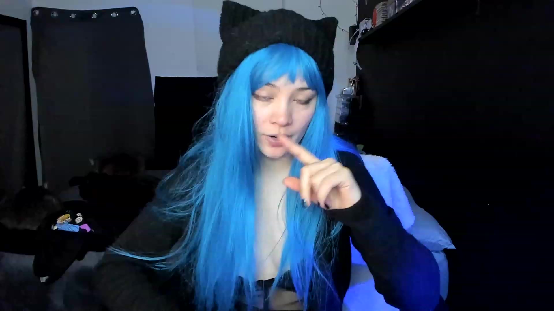 Gallery image thumbnail from VelvetSarcasm's myfreecams stream on, 08/19/2023, 07:28 image 11 of 20