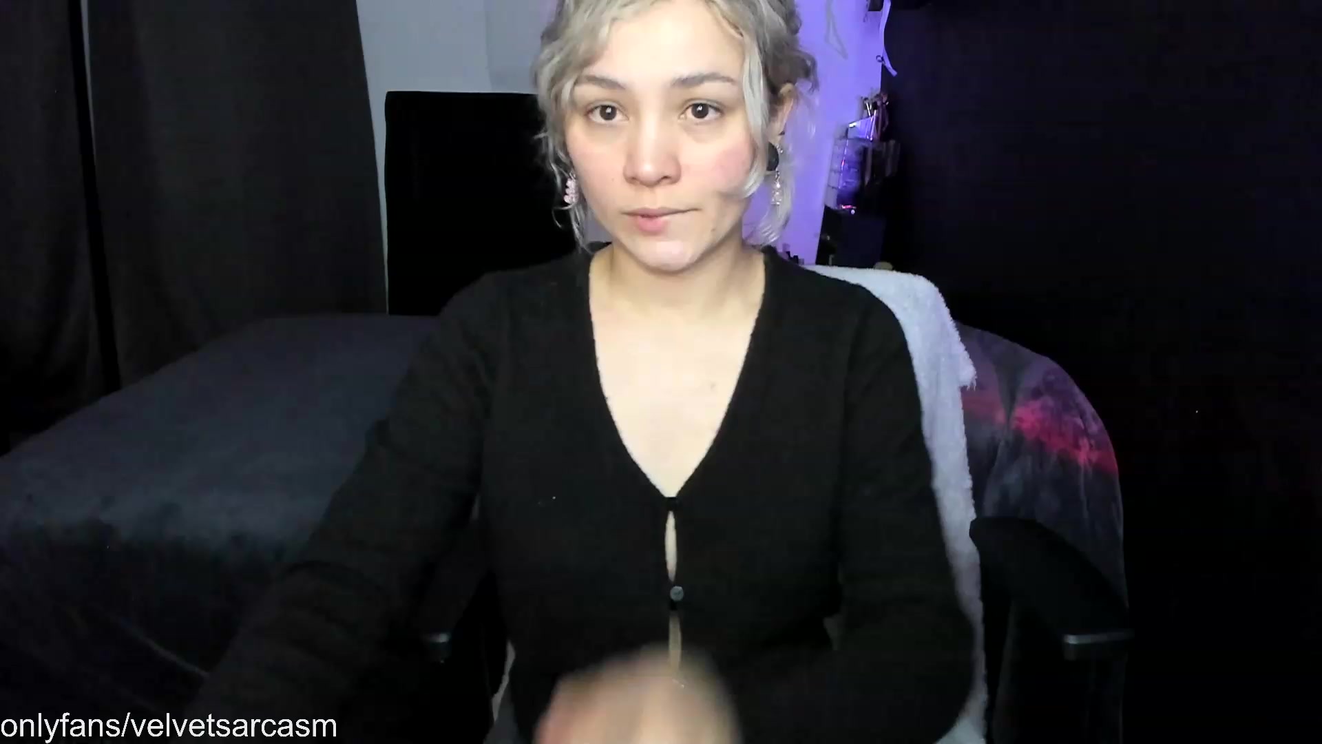 Gallery image thumbnail from VelvetSarcasm's myfreecams stream on, 09/05/2023, 04:23 image 4 of 20