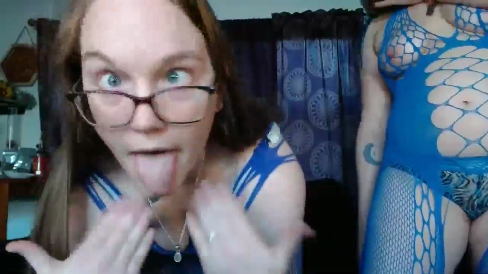 Gallery image thumbnail from VelvetVixxxen's myfreecams stream on, 10/30/2024, 24:09 image 18 of 20