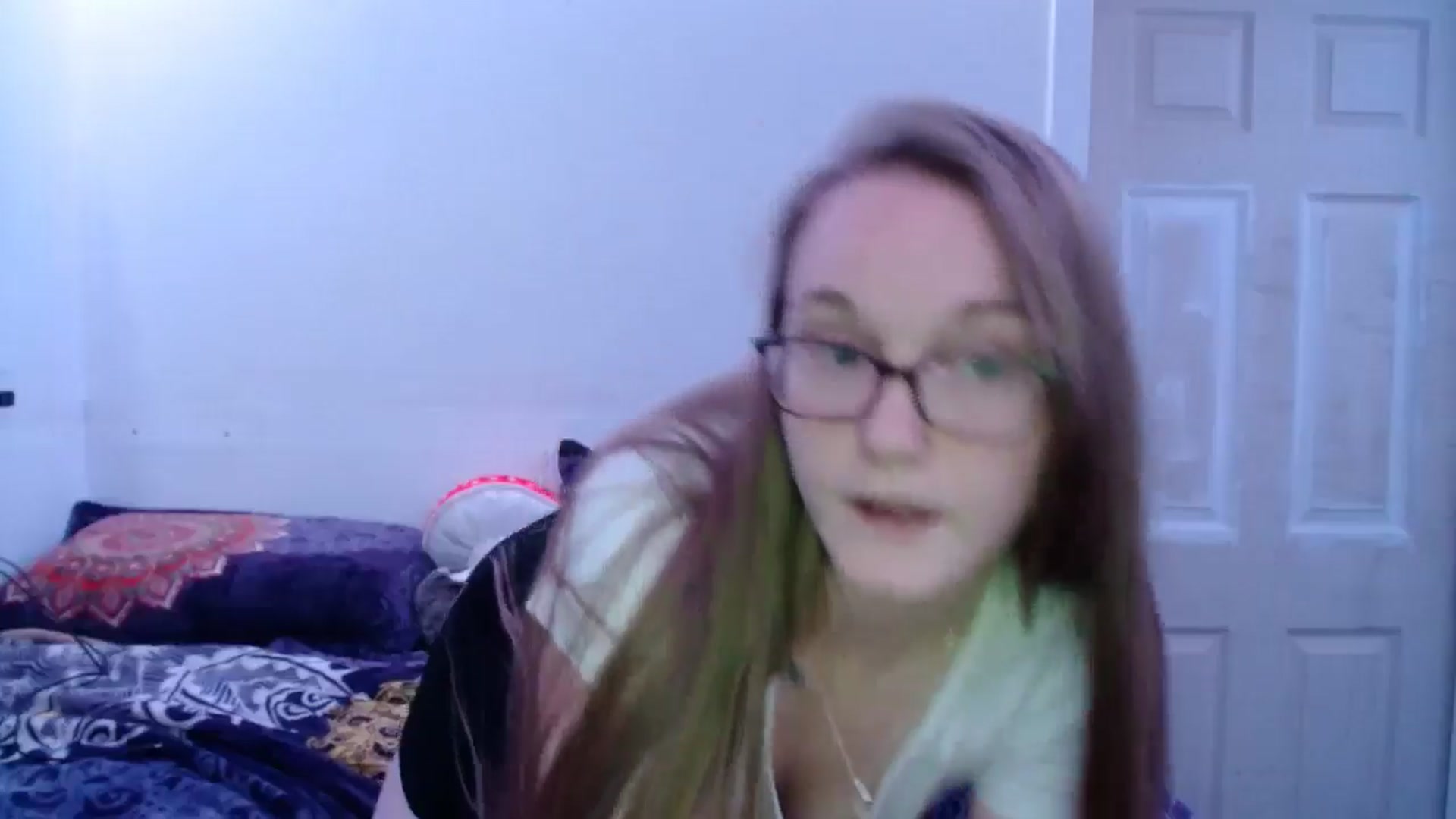 Gallery image thumbnail from VelvetVixxxen's myfreecams stream on, 11/09/2024, 09:27 image 8 of 20