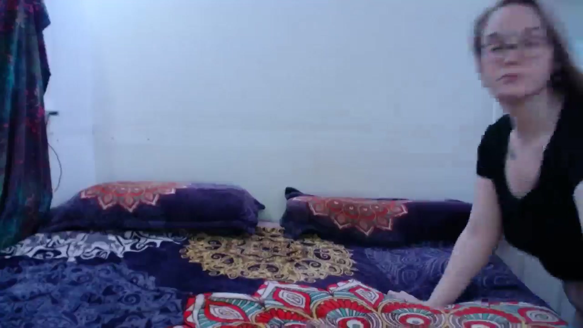 Gallery image thumbnail from VelvetVixxxen's myfreecams stream on, 11/11/2024, 07:47 image 17 of 20