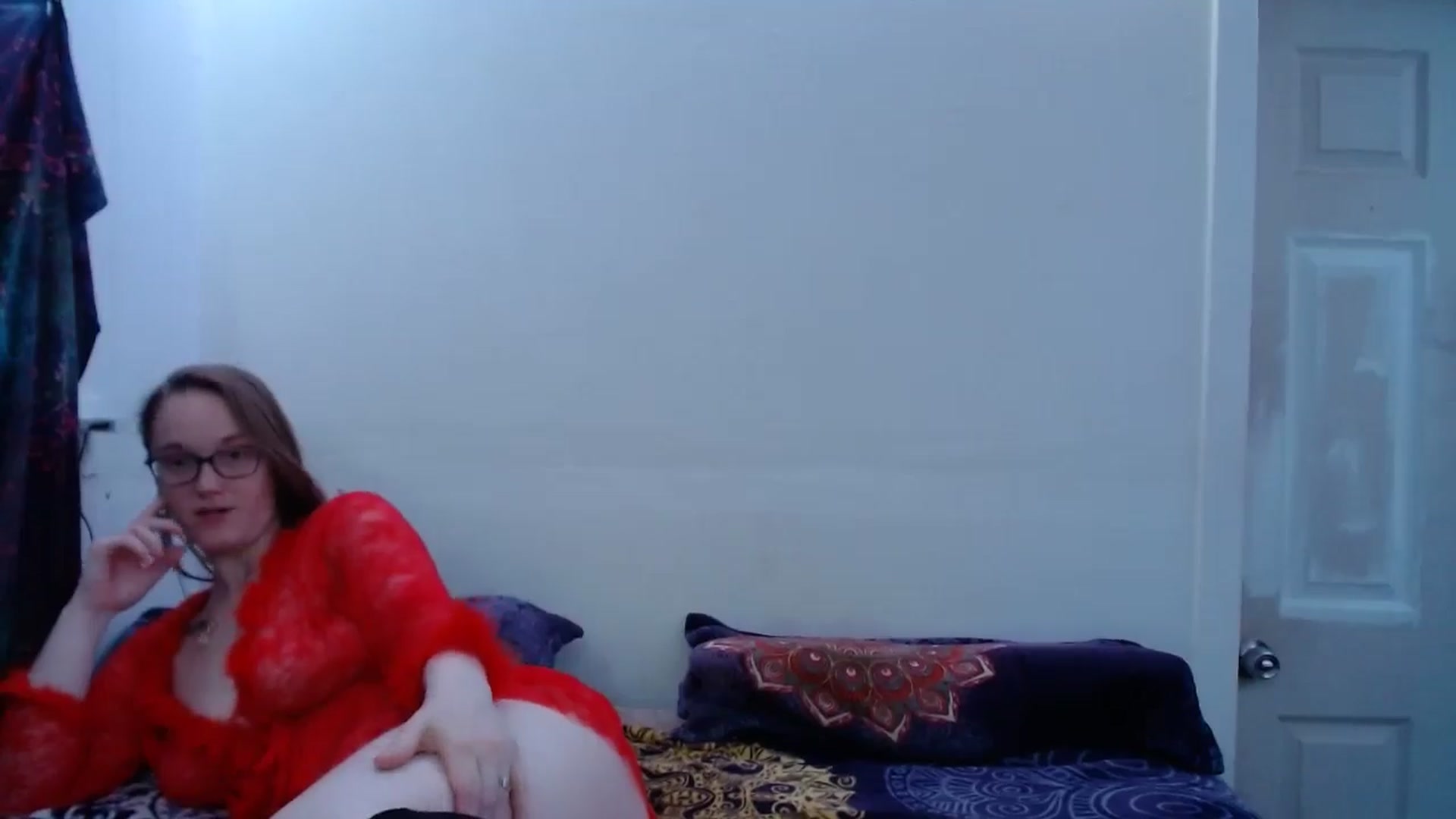 Gallery image thumbnail from VelvetVixxxen's myfreecams stream on, 11/11/2024, 09:25 image 4 of 20