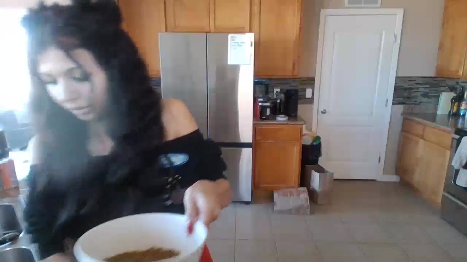 Gallery image thumbnail from Velvet_Kaida's myfreecams stream on, 11/20/2024, 20:10 image 10 of 20