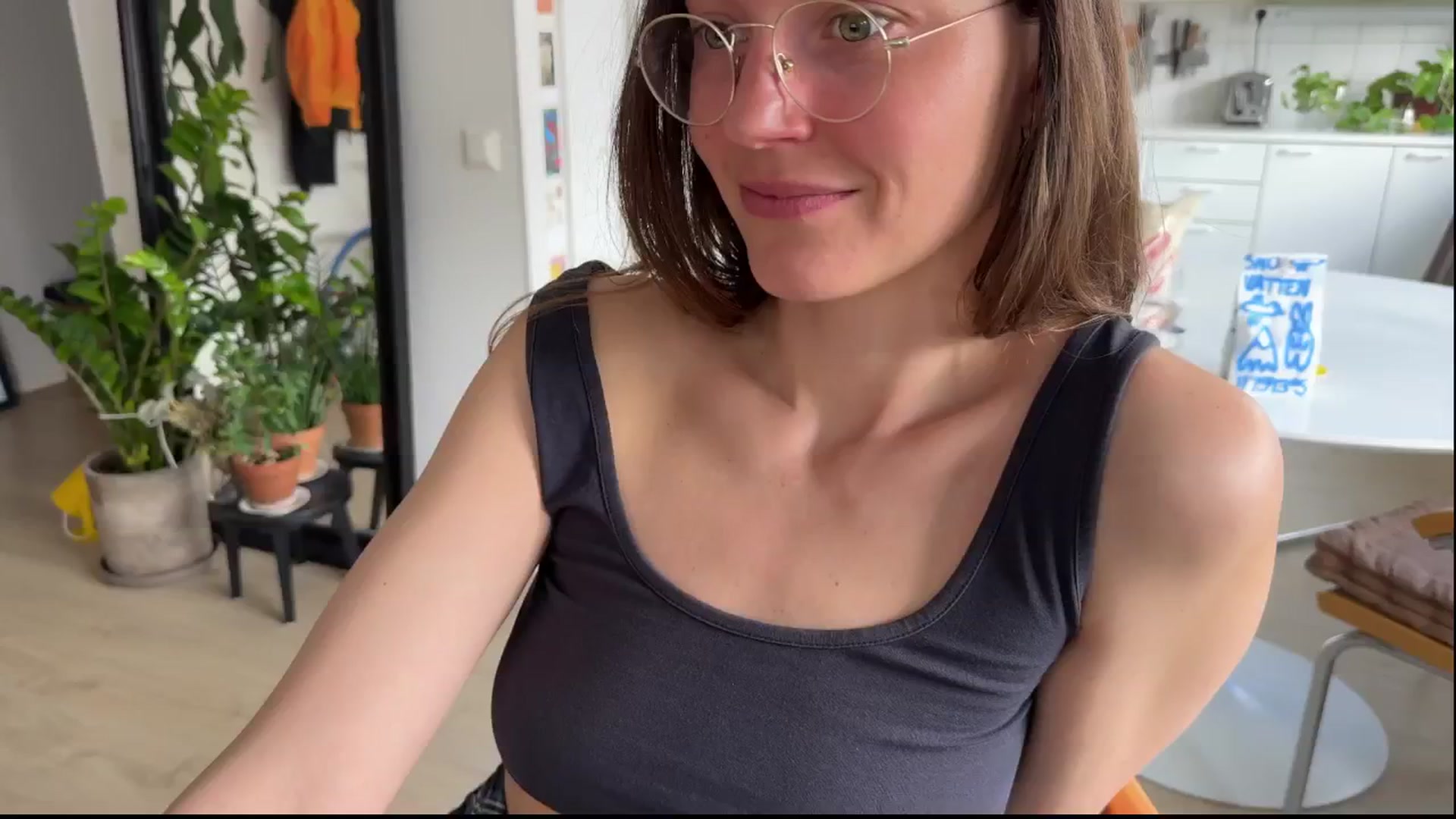 Gallery image thumbnail from Velvet_Orbit's myfreecams stream on, 04/29/2025, 12:01 image 3 of 20