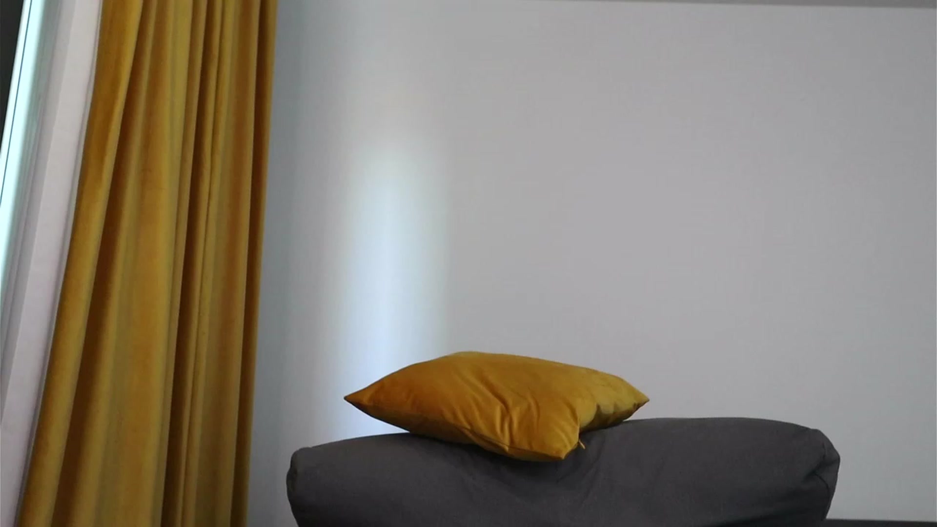 Gallery image thumbnail from VelvettAngel's myfreecams stream on, 01/10/2024, 10:55 image 4 of 20