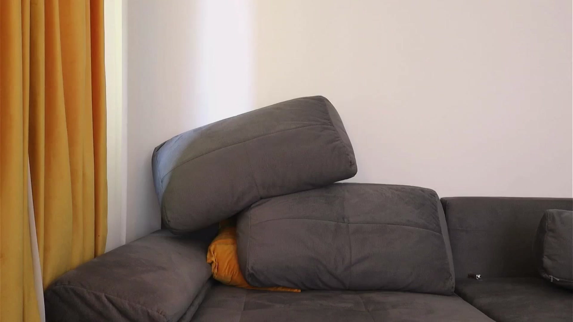 Gallery image thumbnail from VelvettAngel's myfreecams stream on, 04/26/2024, 12:43 image 16 of 20