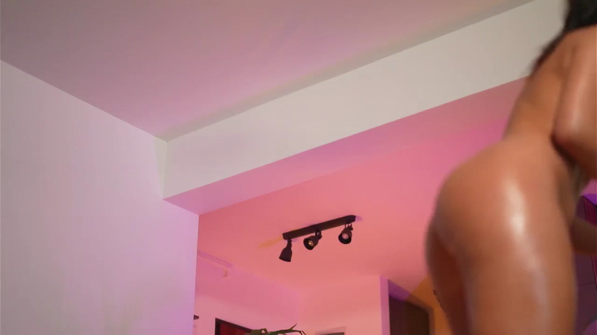 Gallery image thumbnail from VelvettAngel's myfreecams stream on, 10/22/2024, 12:30 image 13 of 20