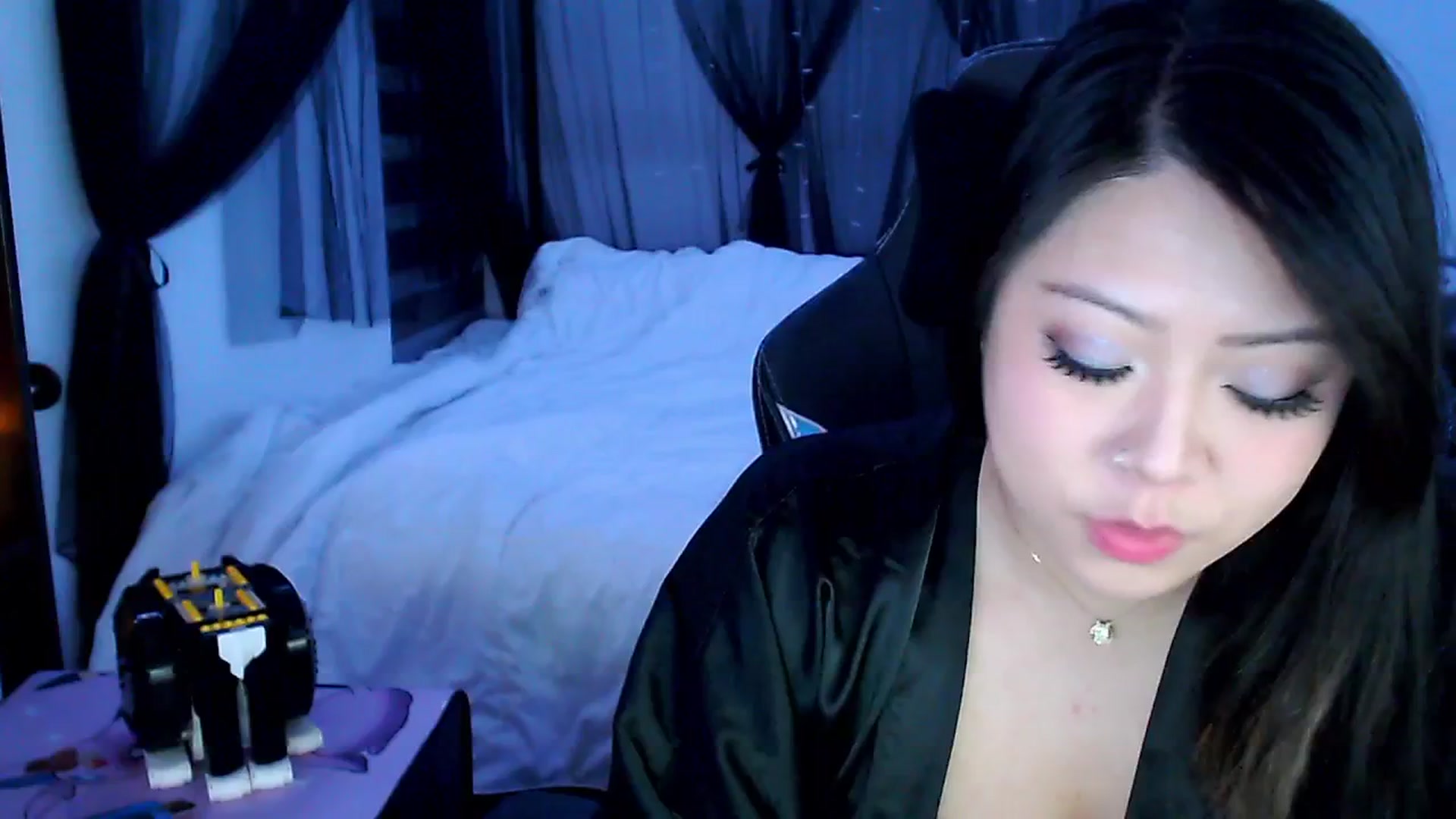 Gallery image thumbnail from VelvetteKitty's myfreecams stream on, 01/01/2026, 12:13 image 1 of 20