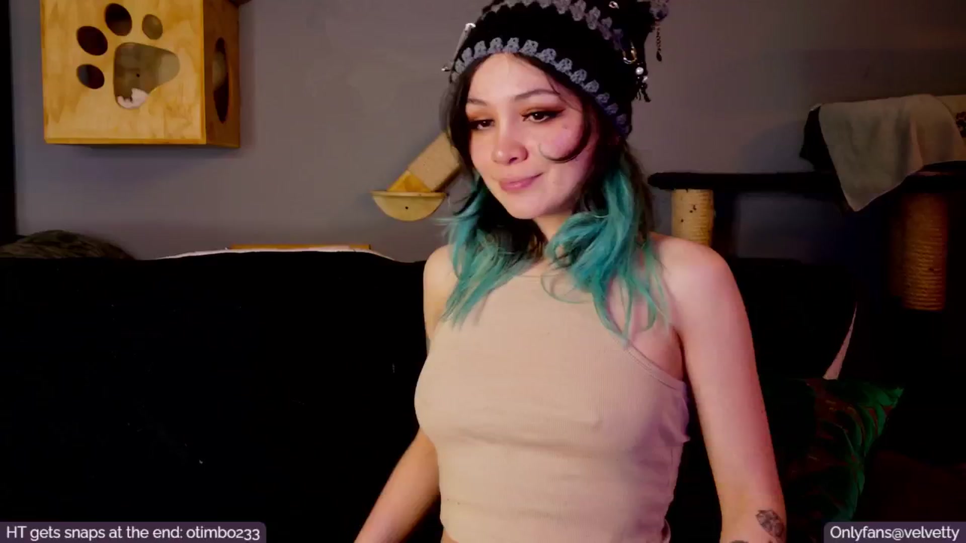 Gallery image thumbnail from Velvetty's myfreecams stream on, 01/22/2025, 06:56 image 3 of 20