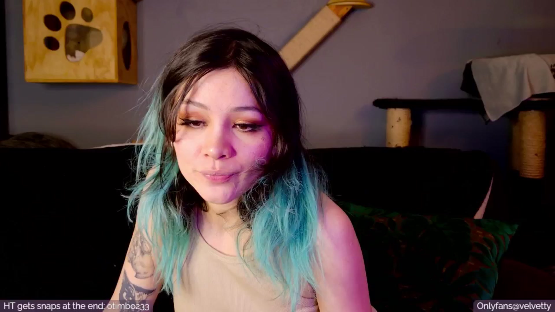 Gallery image thumbnail from Velvetty's myfreecams stream on, 01/22/2025, 06:56 image 15 of 20