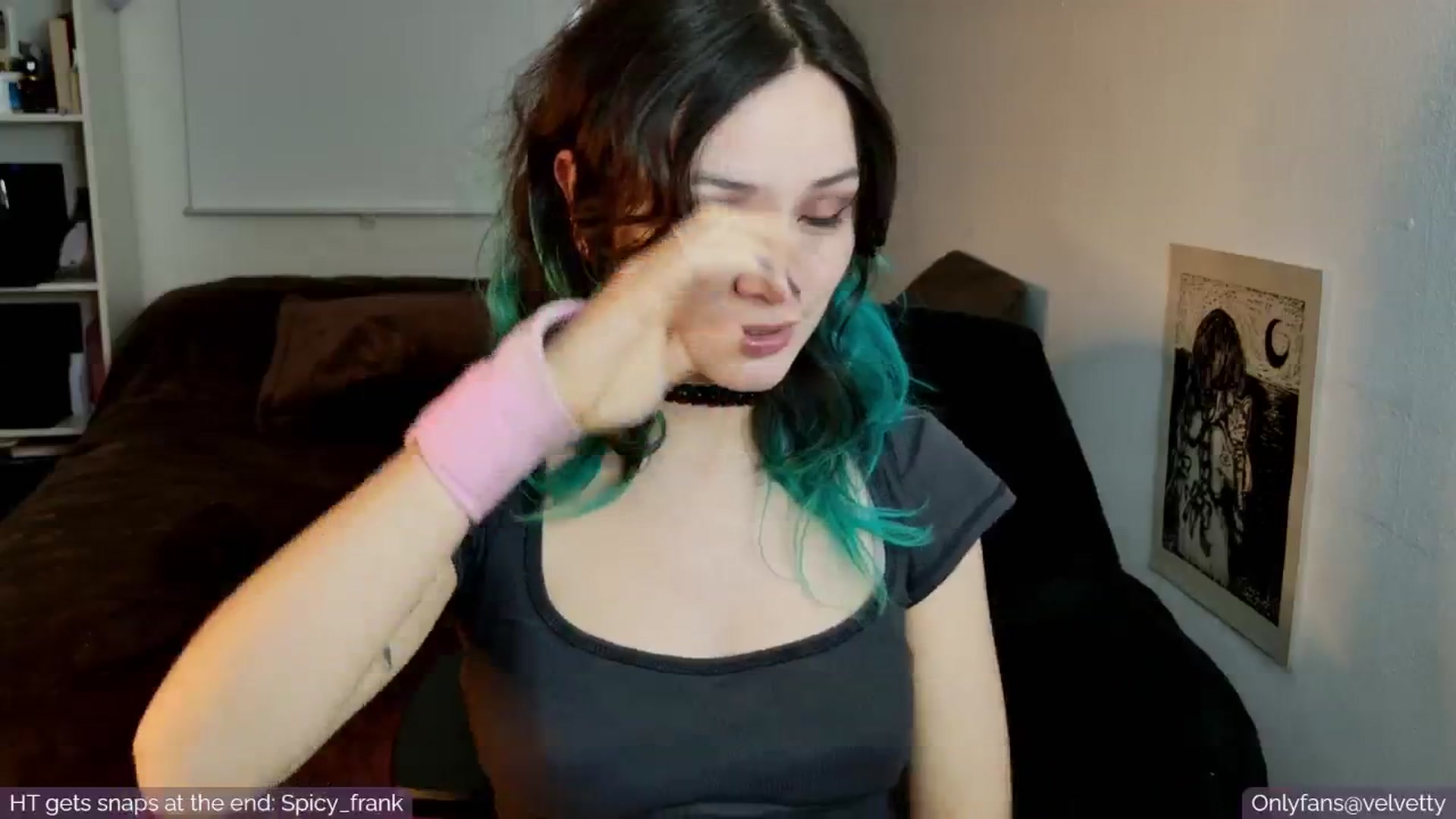 Gallery image thumbnail from Velvetty's myfreecams stream on, 02/19/2025, 04:04 image 7 of 20
