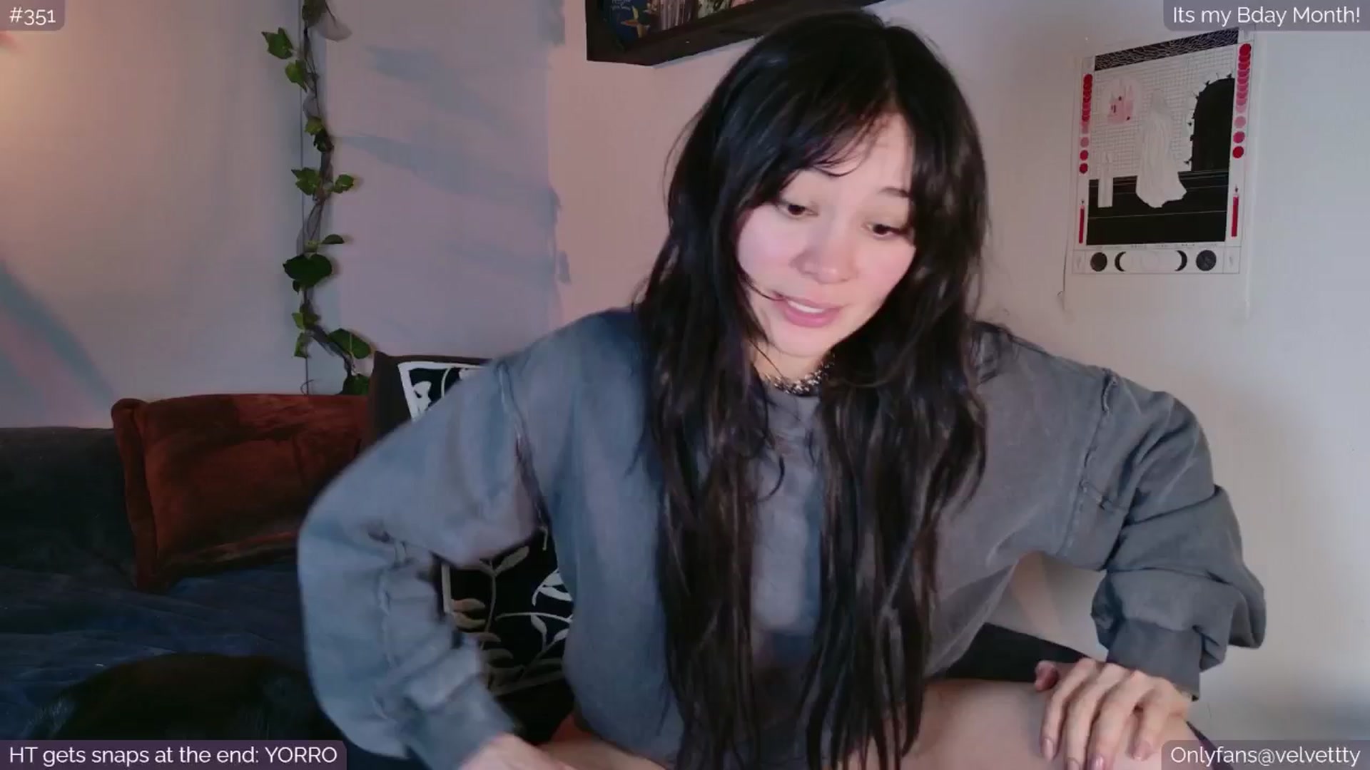 Gallery image thumbnail from Velvetty's myfreecams stream on, 08/25/2025, 06:24 image 14 of 20
