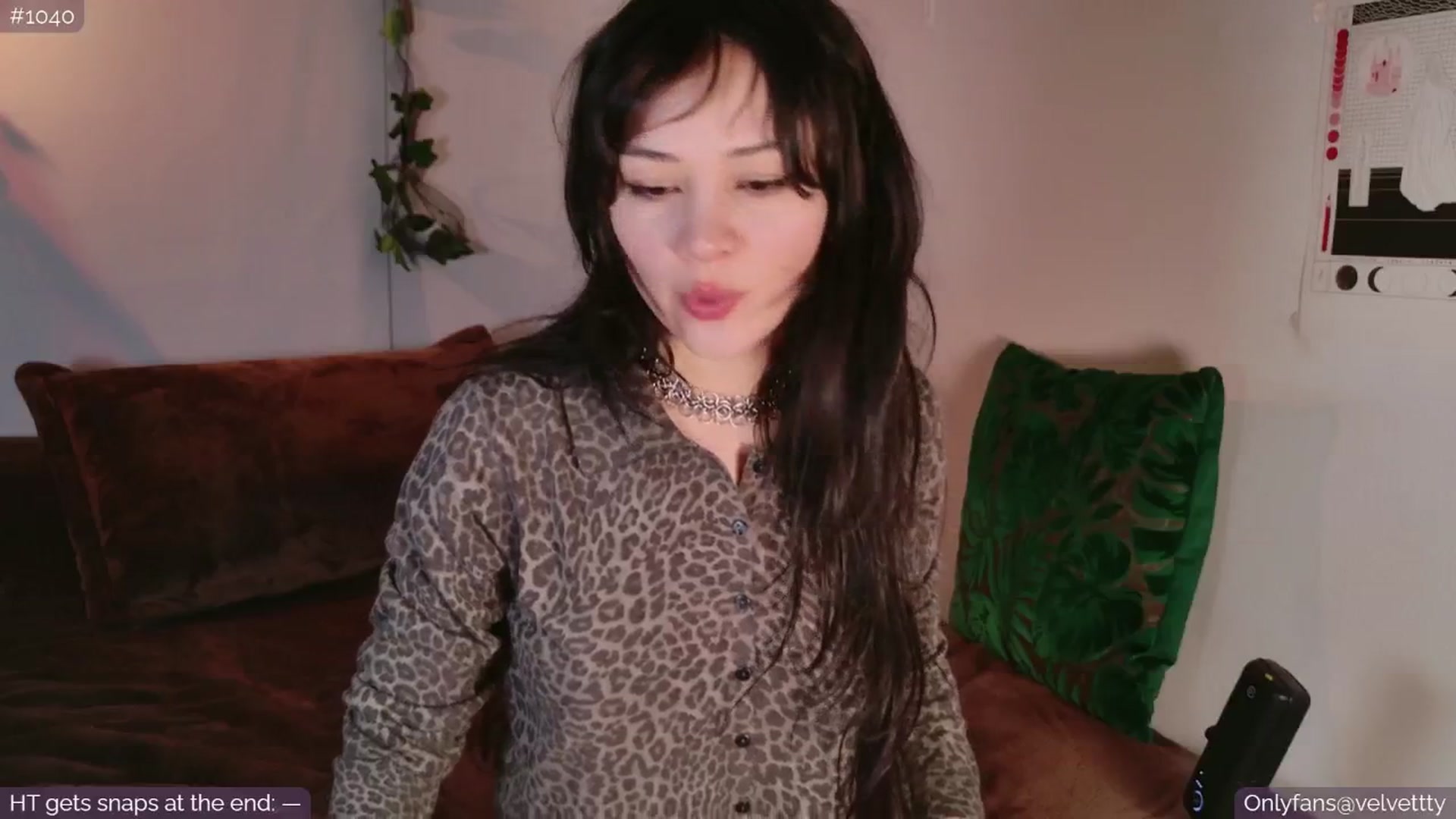 Gallery image thumbnail from Velvetty's myfreecams stream on, 09/07/2025, 04:59 image 4 of 20