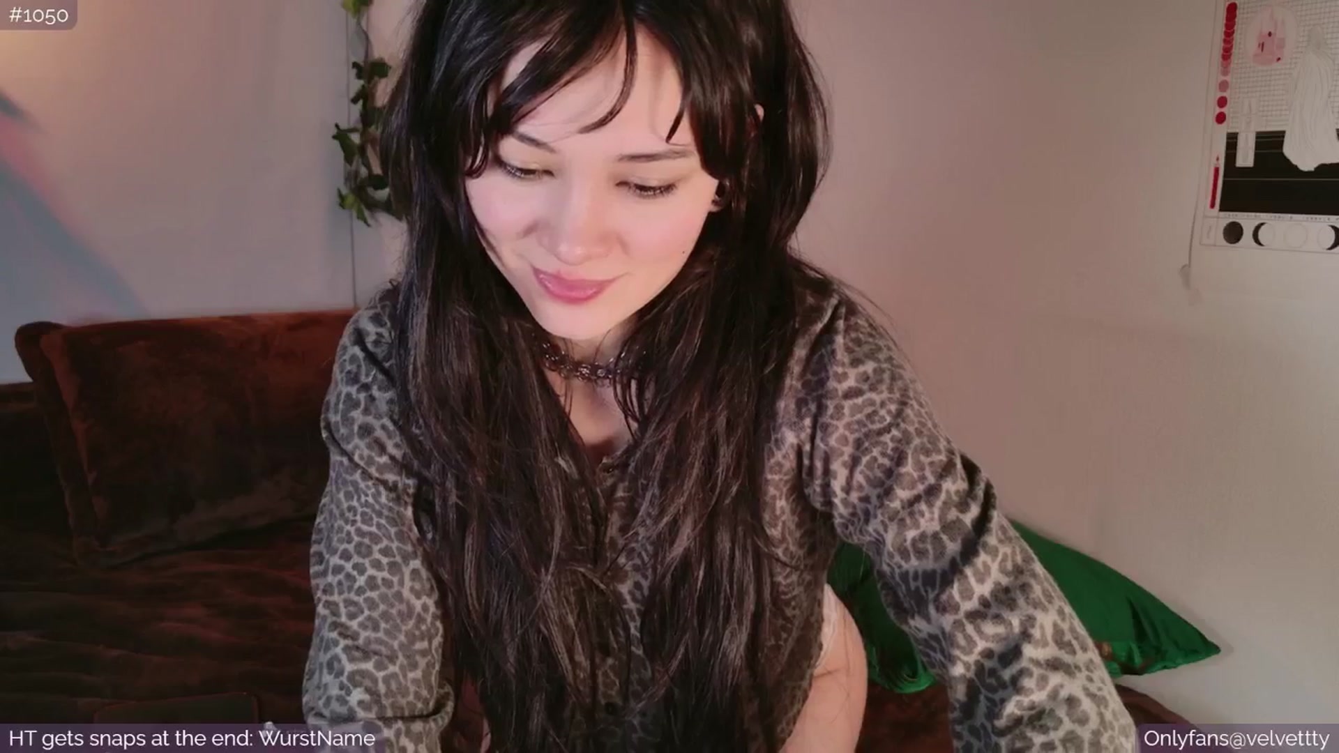 Gallery image thumbnail from Velvetty's myfreecams stream on, 09/07/2025, 04:59 image 16 of 20