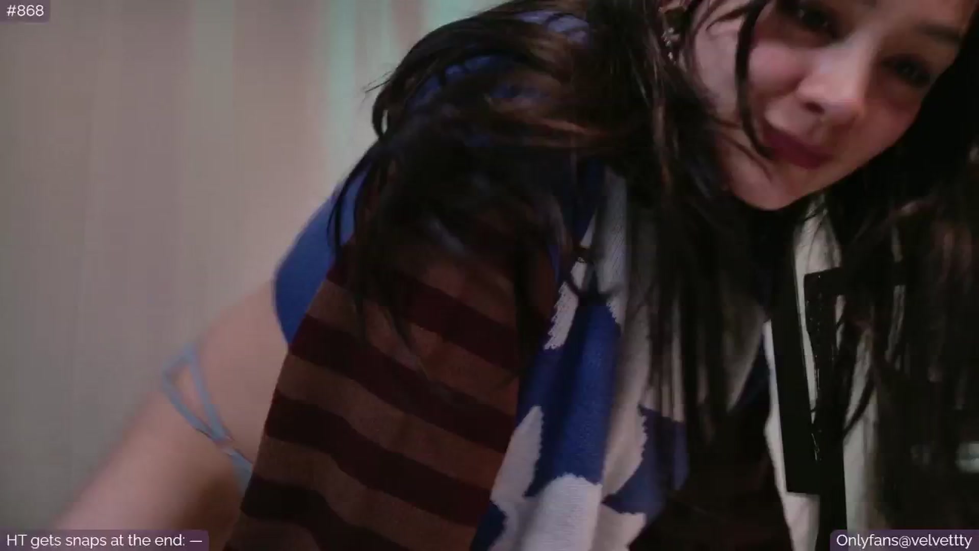 Gallery image thumbnail from Velvetty's myfreecams stream on, 11/21/2025, 06:08 image 1 of 20