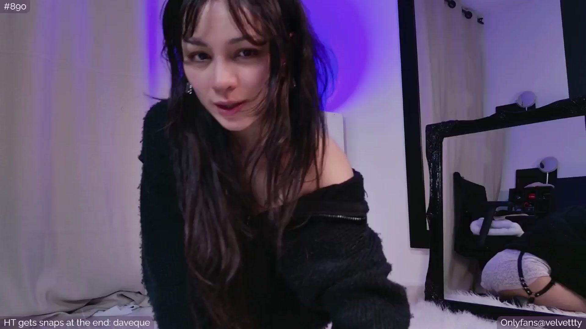Gallery image thumbnail from Velvetty's myfreecams stream on, 11/22/2025, 06:41 image 8 of 20