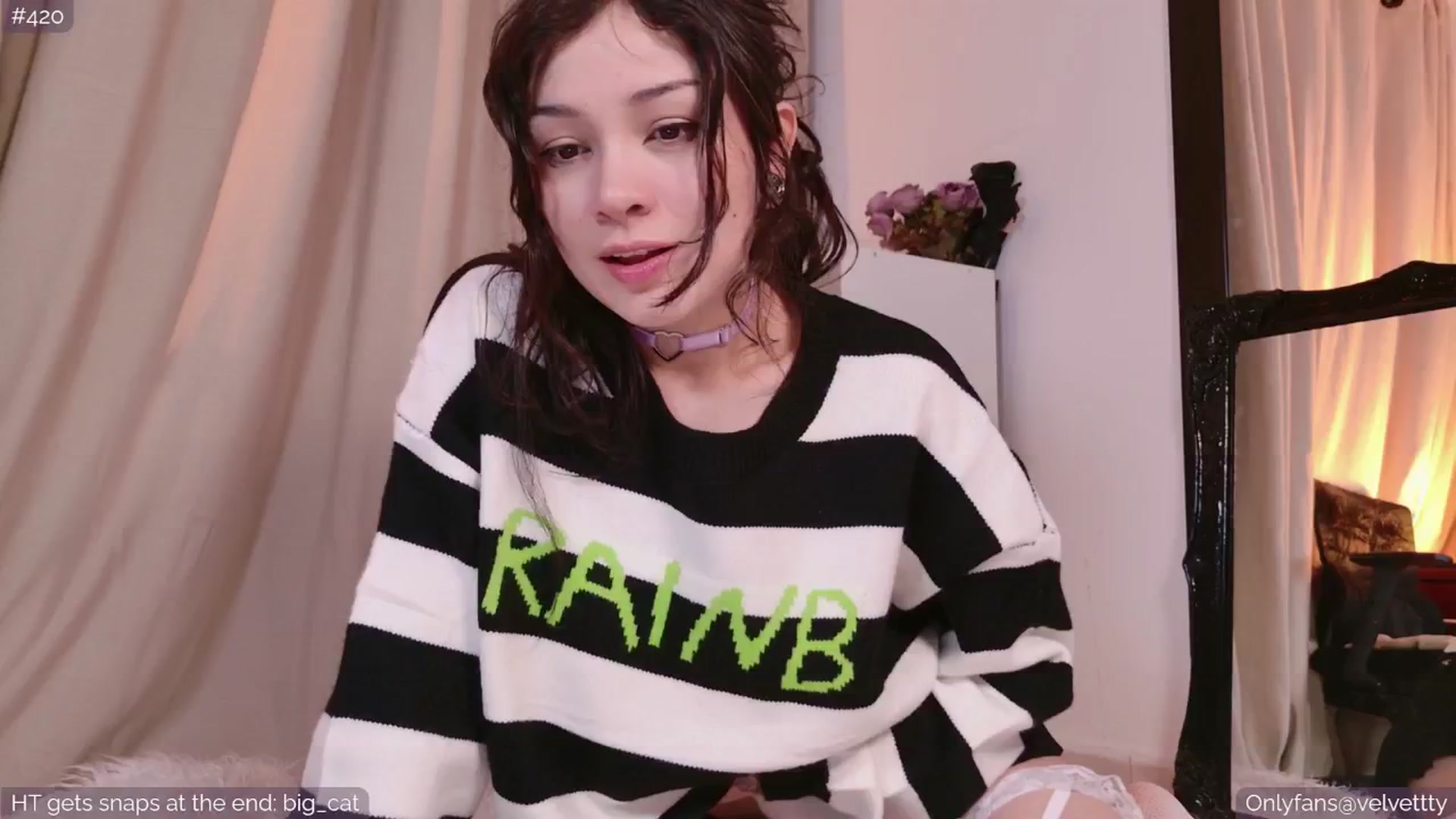 Gallery image thumbnail from Velvetty's myfreecams stream on, 12/17/2025, 06:30 image 12 of 20