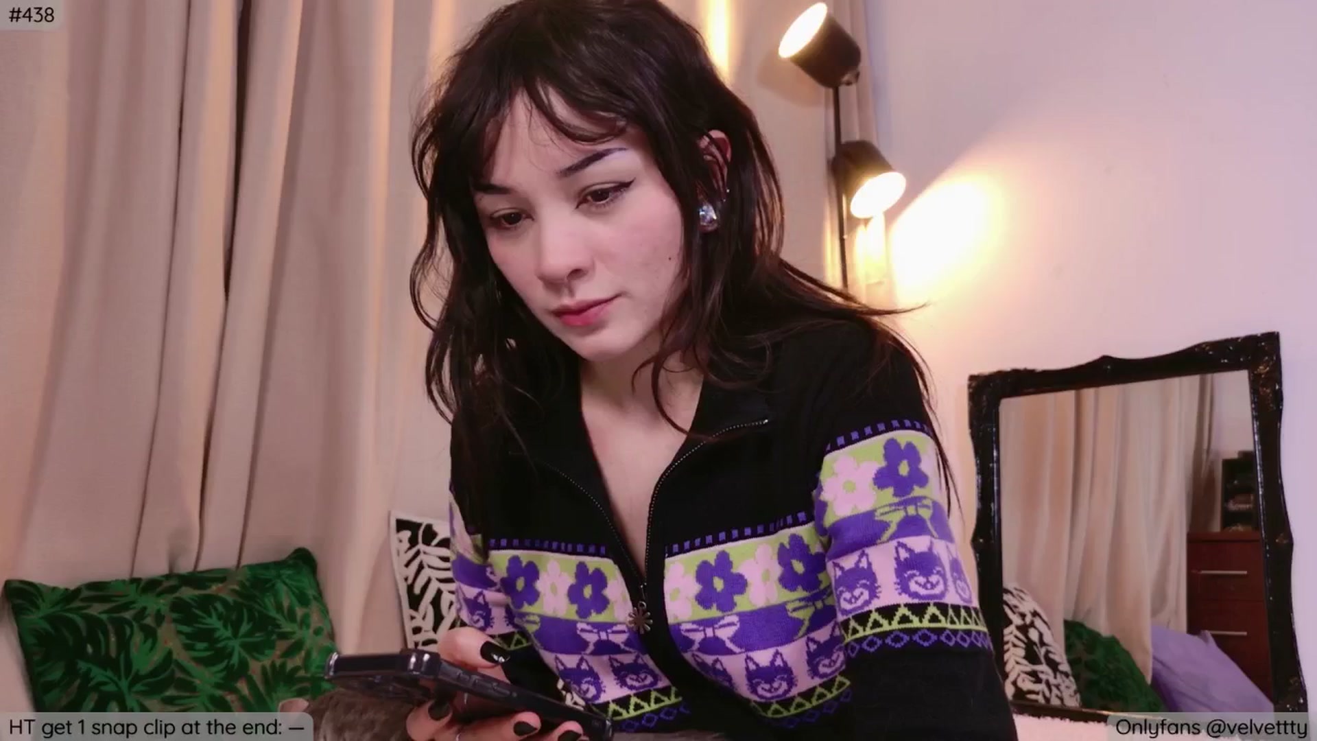 Gallery image thumbnail from Velvetty's myfreecams stream on, 02/01/2026, 06:10 image 2 of 20