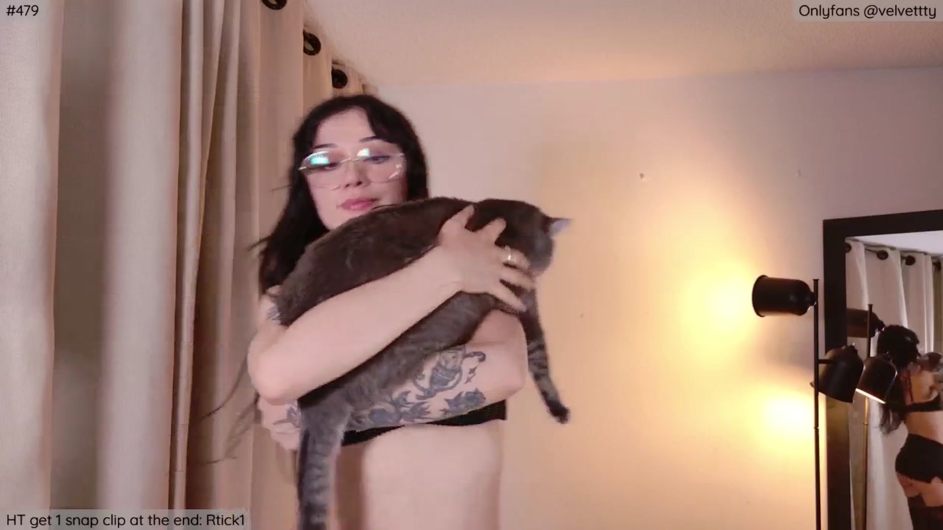 Gallery image thumbnail from Velvetty's myfreecams stream on, 03/14/2026, 07:32 image 9 of 20