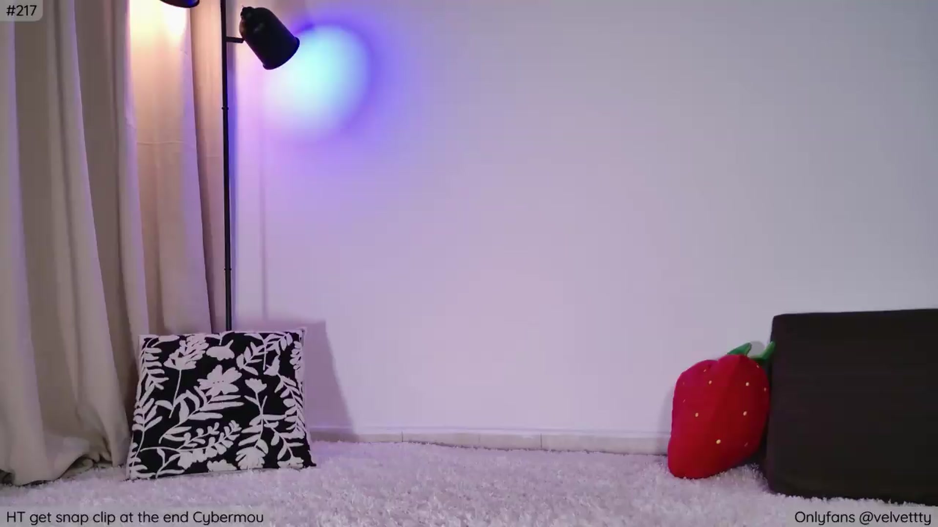 Gallery image thumbnail from Velvetty's myfreecams stream on, 05/31/2026, 05:24 image 4 of 20