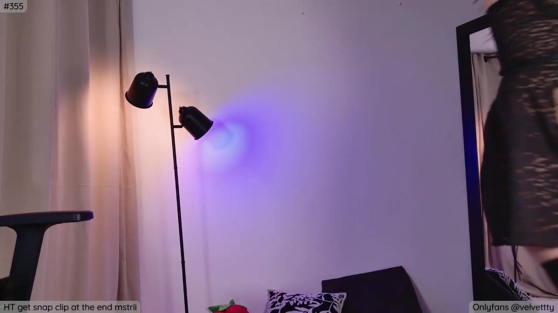 Gallery image thumbnail from Velvetty's myfreecams stream on, 06/05/2026, 04:38 image 14 of 20