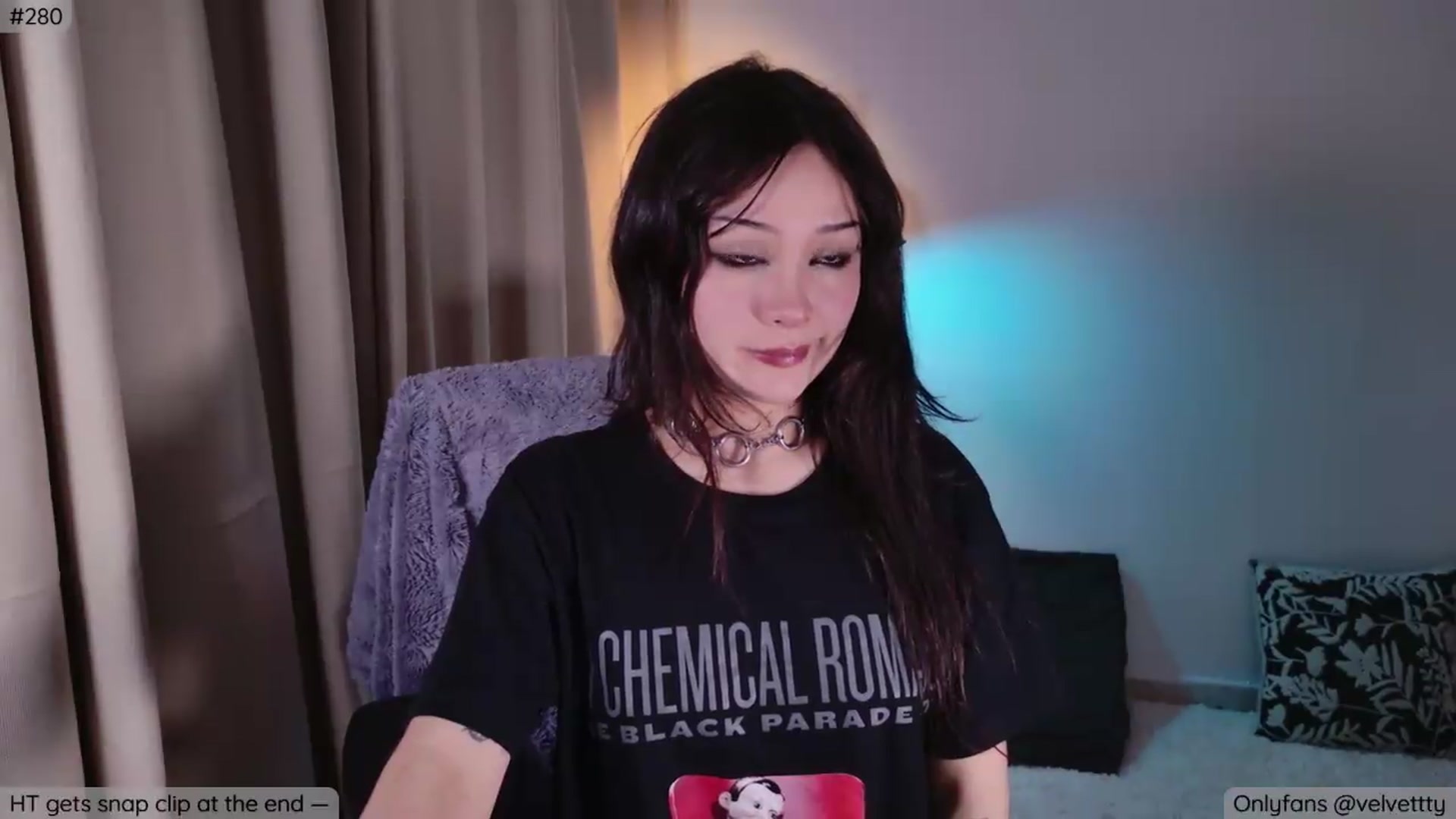 Gallery image thumbnail from Velvetty's myfreecams stream on, 06/22/2026, 03:35 image 2 of 20