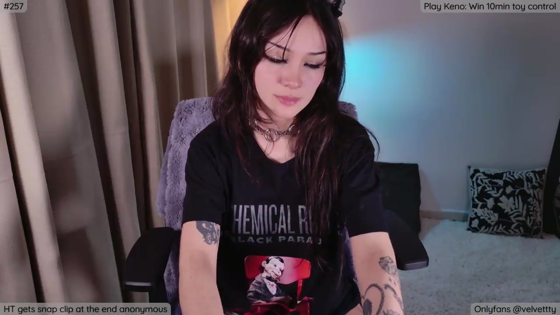 Gallery image thumbnail from Velvetty's myfreecams stream on, 06/22/2026, 05:29 image 4 of 20