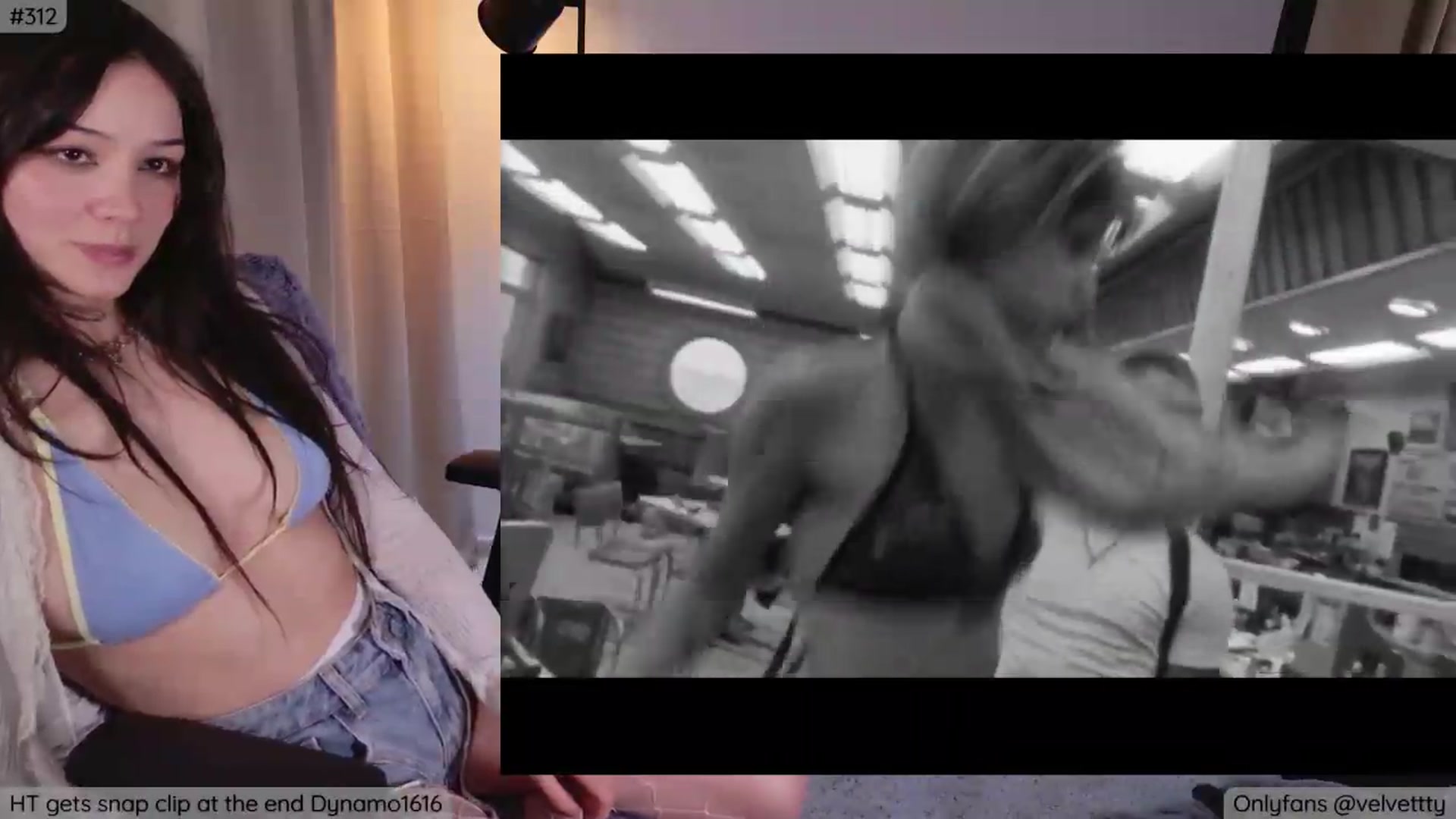 Gallery image thumbnail from Velvetty's myfreecams stream on, 07/01/2026, 04:25 image 10 of 20