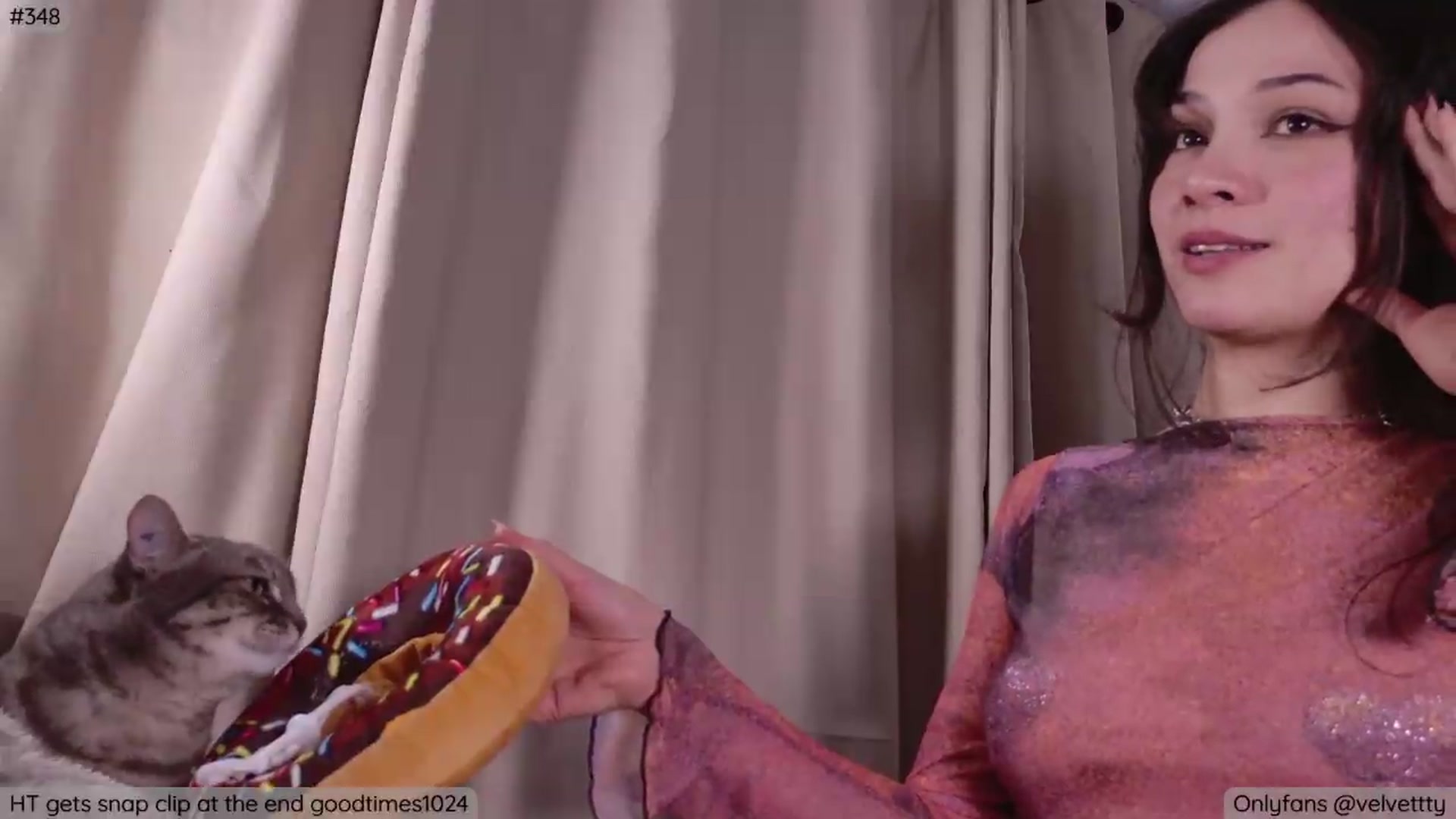 Gallery image thumbnail from Velvetty's myfreecams stream on, 07/20/2026, 07:06 image 20 of 20
