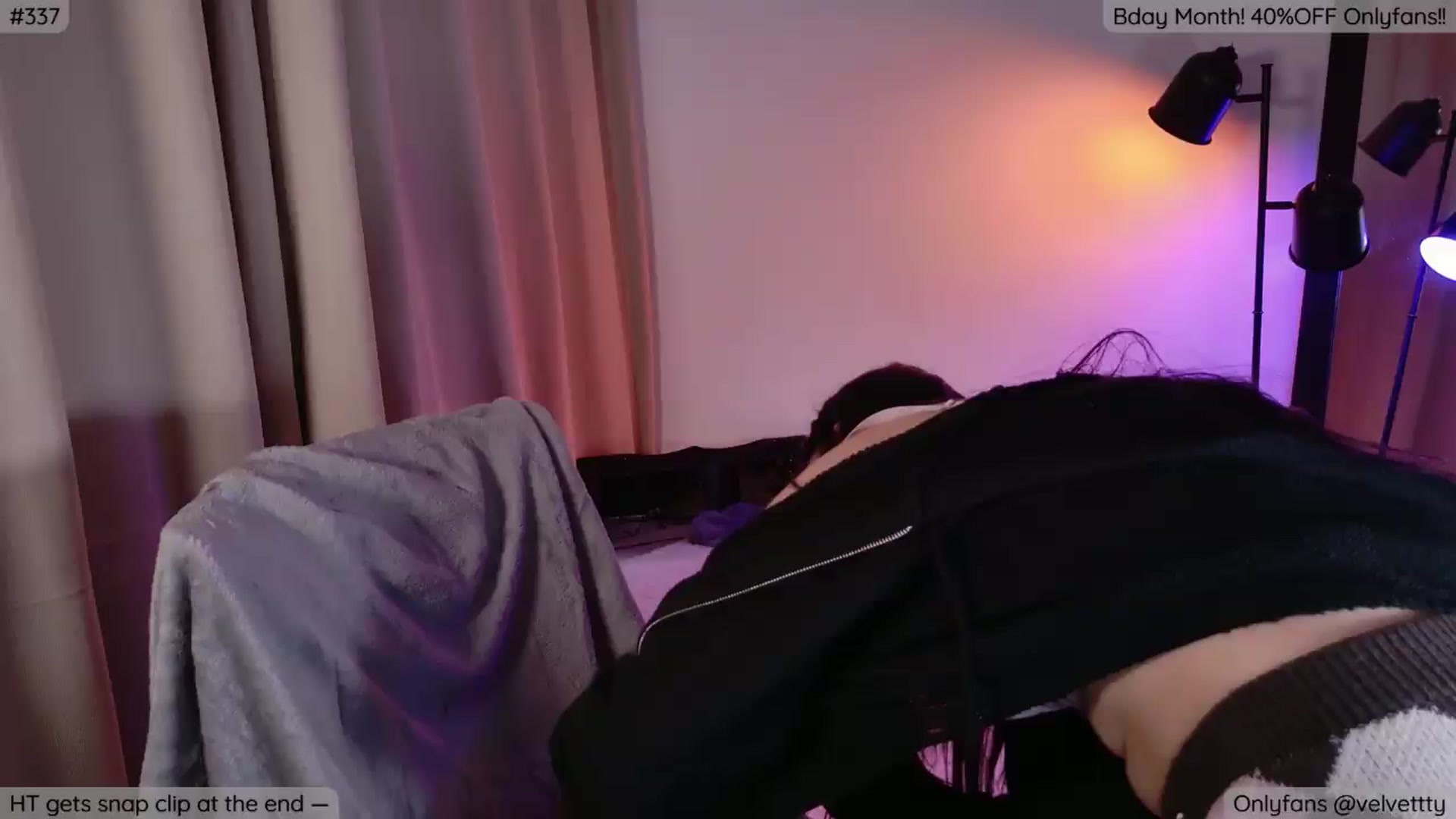 Gallery image thumbnail from Velvetty's myfreecams stream on, 08/11/2026, 05:01 image 1 of 20