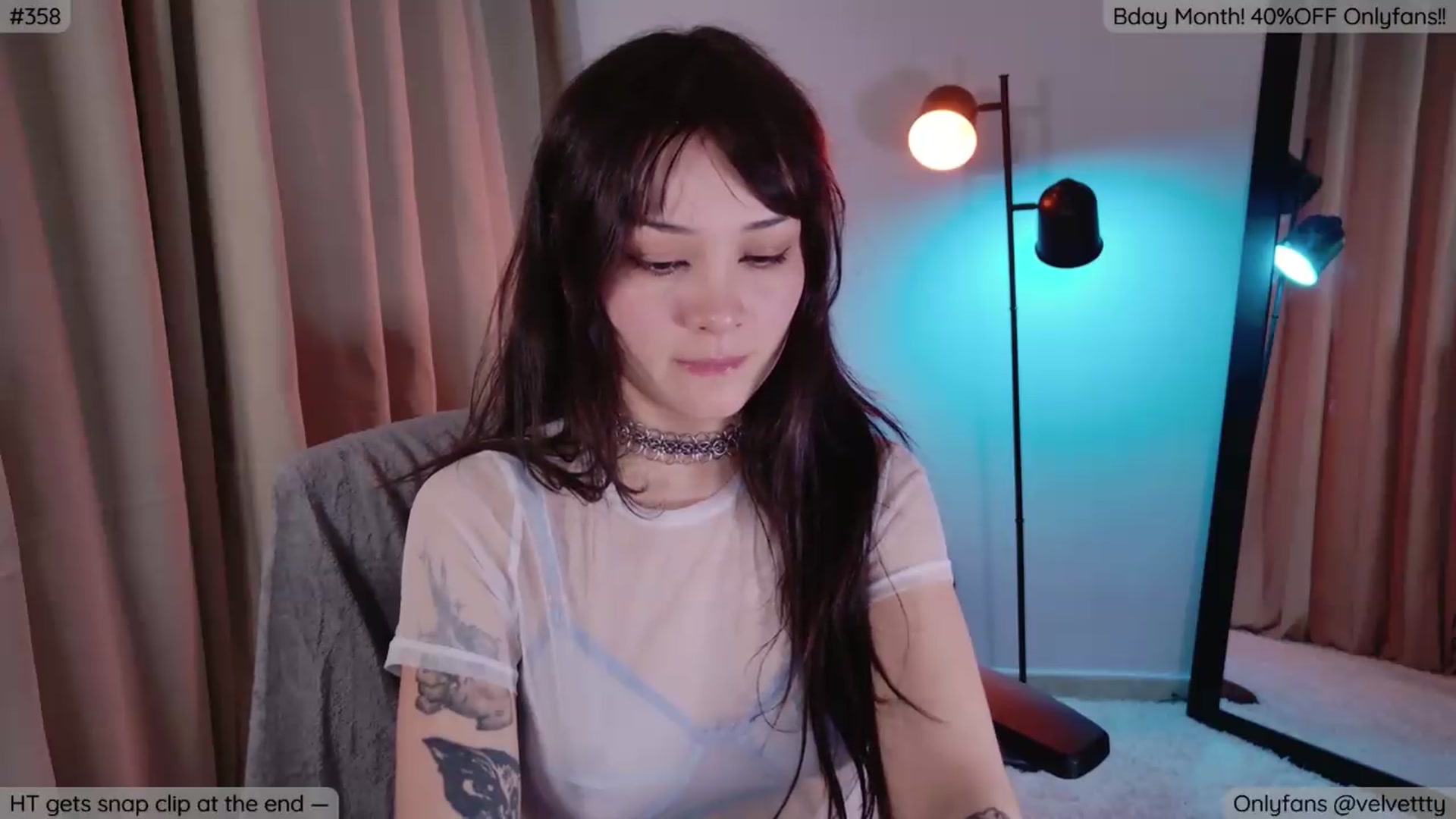 Gallery image thumbnail from Velvetty's myfreecams stream on, 08/12/2026, 04:36 image 2 of 20