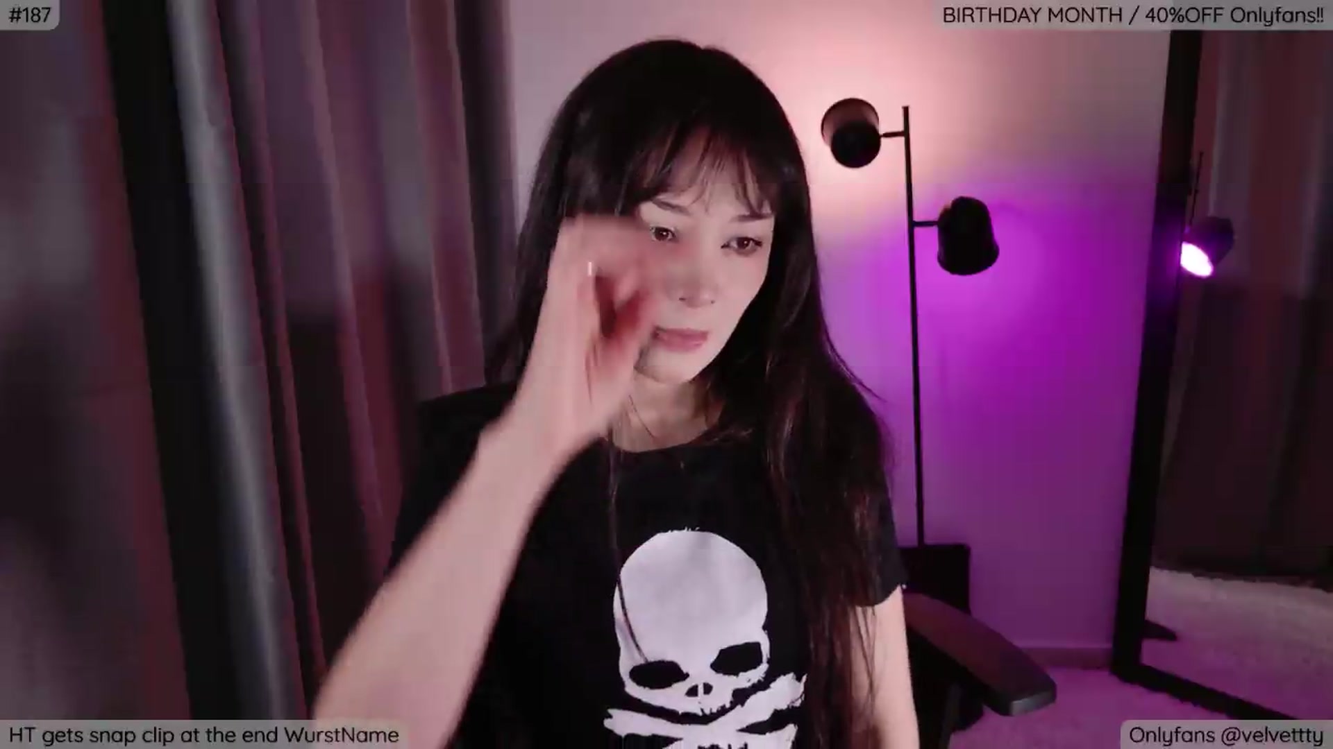 Gallery image thumbnail from Velvetty's myfreecams stream on, 08/21/2026, 23:49 image 11 of 20