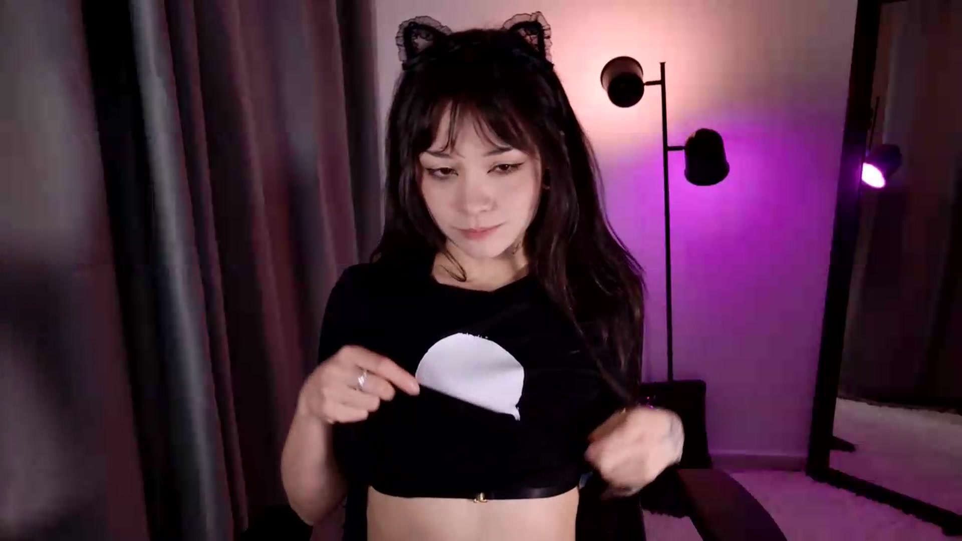 Gallery image thumbnail from Velvetty's myfreecams stream on, 08/22/2026, 02:14 image 12 of 20