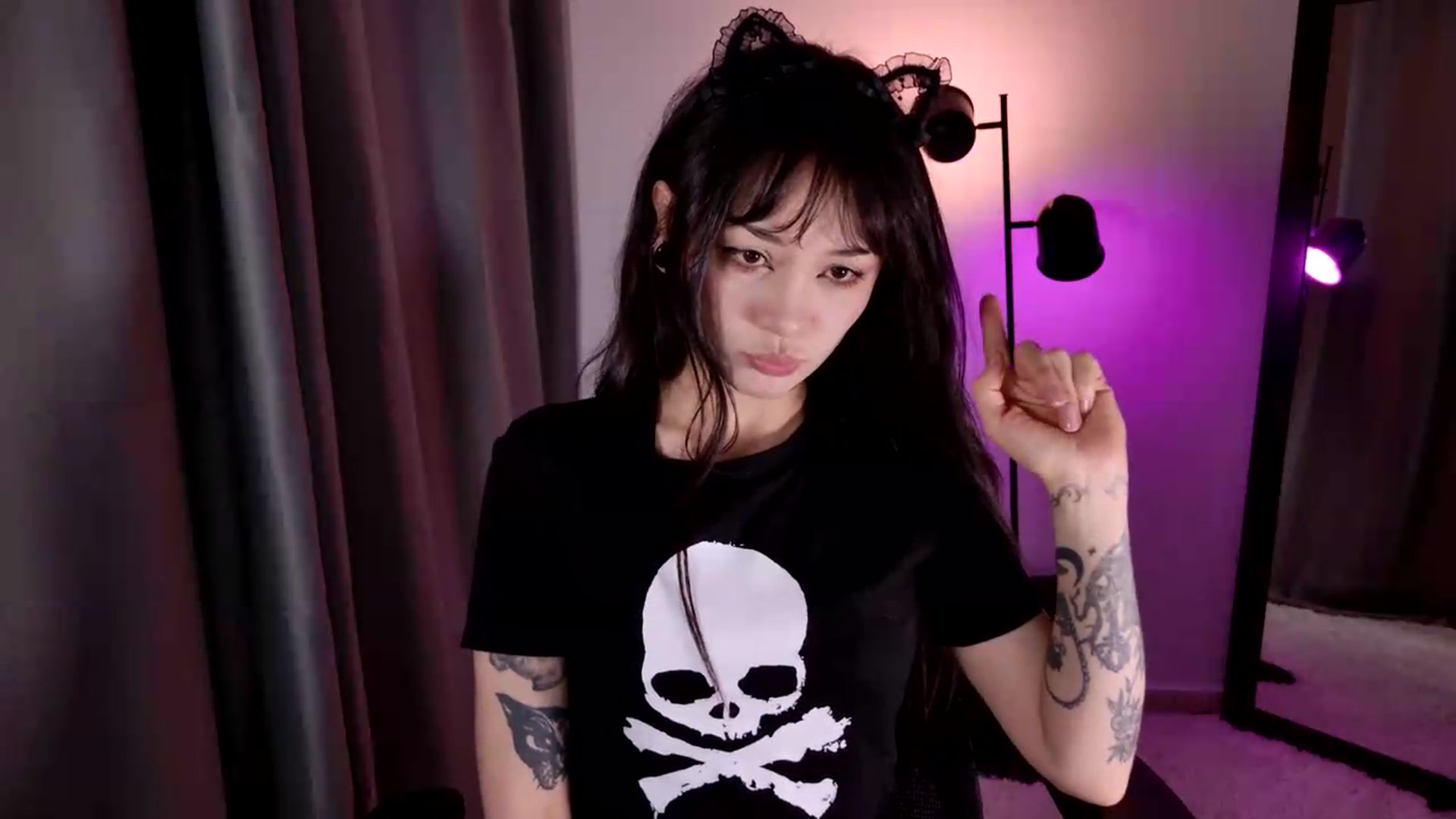 Gallery image thumbnail from Velvetty's myfreecams stream on, 08/22/2026, 02:14 image 11 of 20
