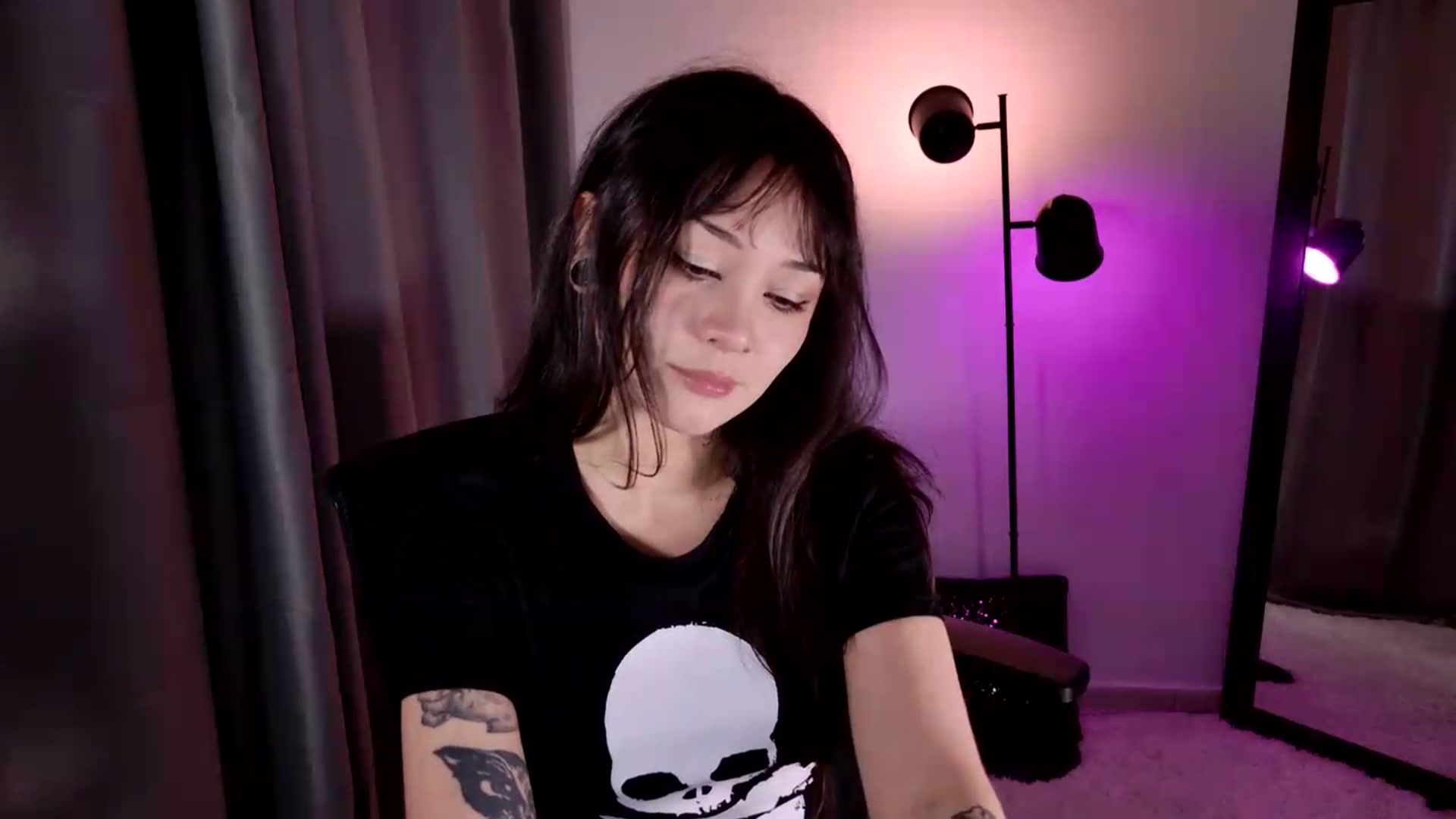 Gallery image thumbnail from Velvetty's myfreecams stream on, 08/22/2026, 02:14 image 7 of 20