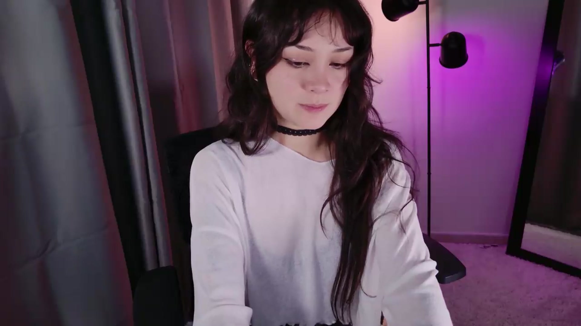 Gallery image thumbnail from Velvetty's myfreecams stream on, 08/25/2026, 02:49 image 9 of 20