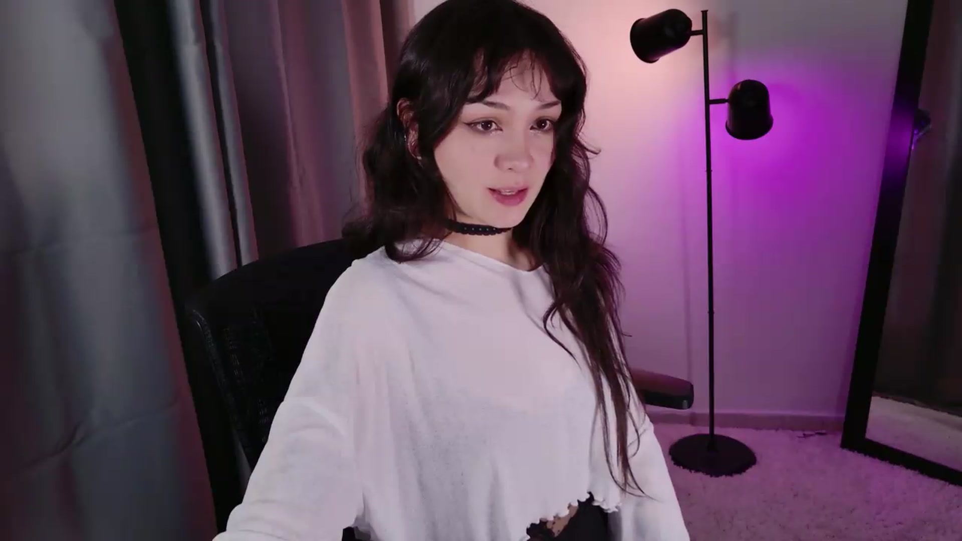 Gallery image thumbnail from Velvetty's myfreecams stream on, 08/25/2026, 02:49 image 6 of 20
