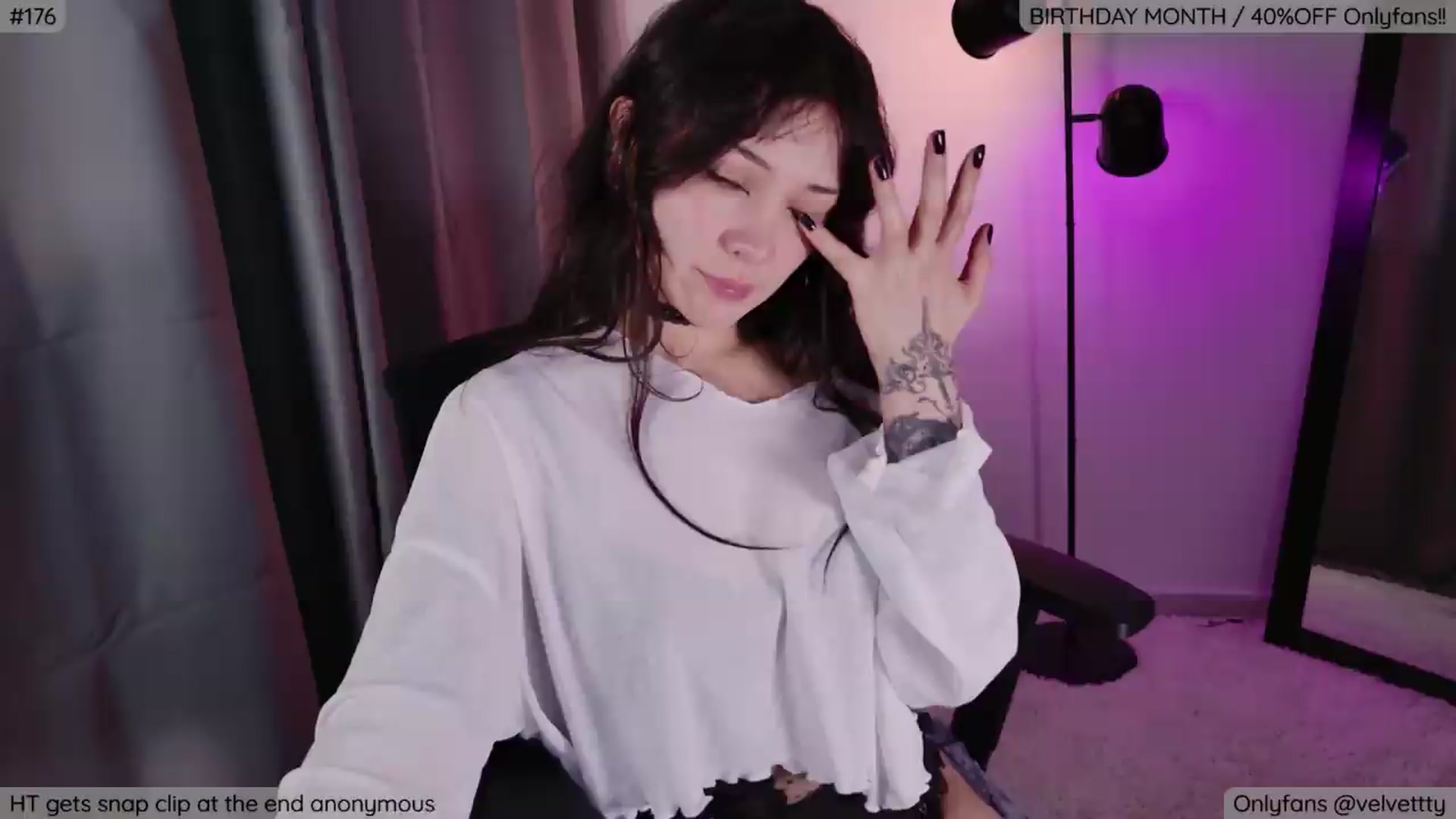 Gallery image thumbnail from Velvetty's myfreecams stream on, 08/25/2026, 05:30 image 6 of 20