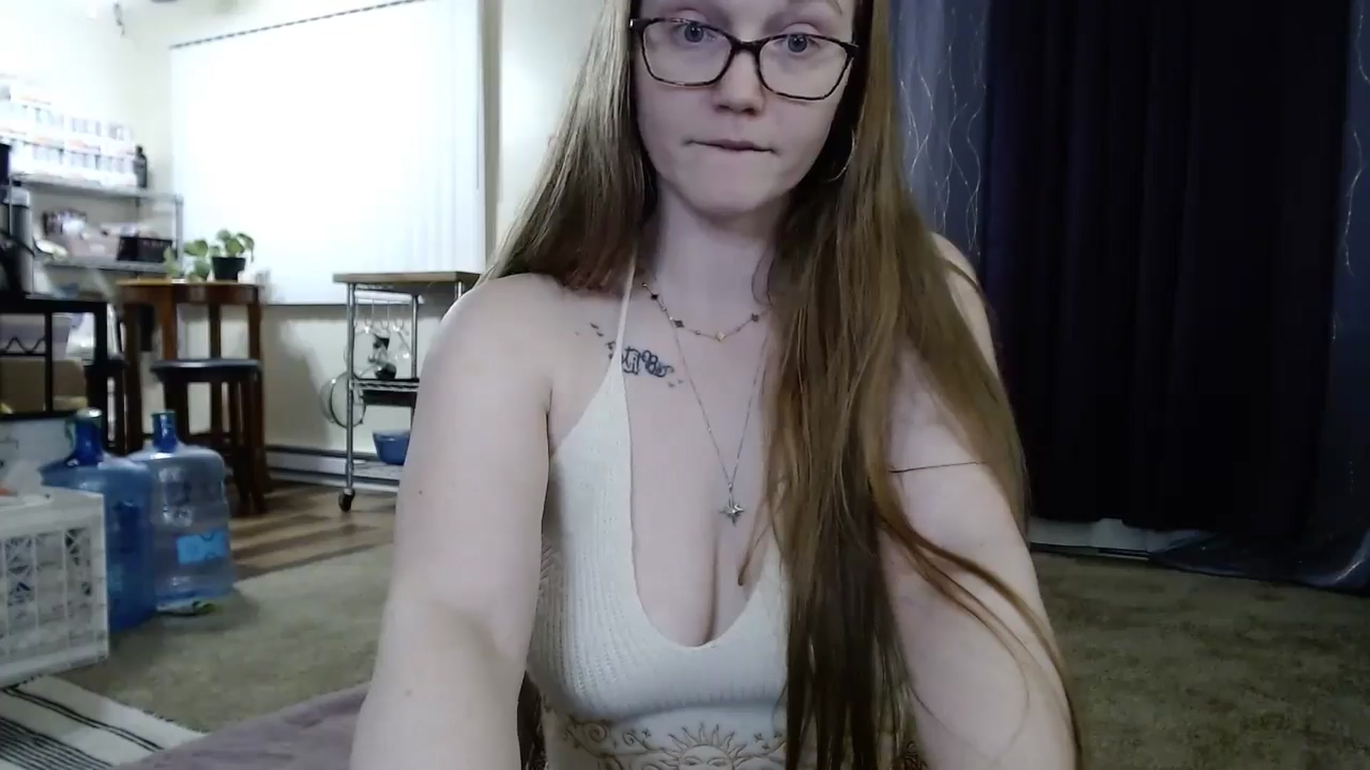 Gallery image thumbnail from Velvetvixxsin's myfreecams stream on, 03/16/2026, 12:46 image 6 of 20