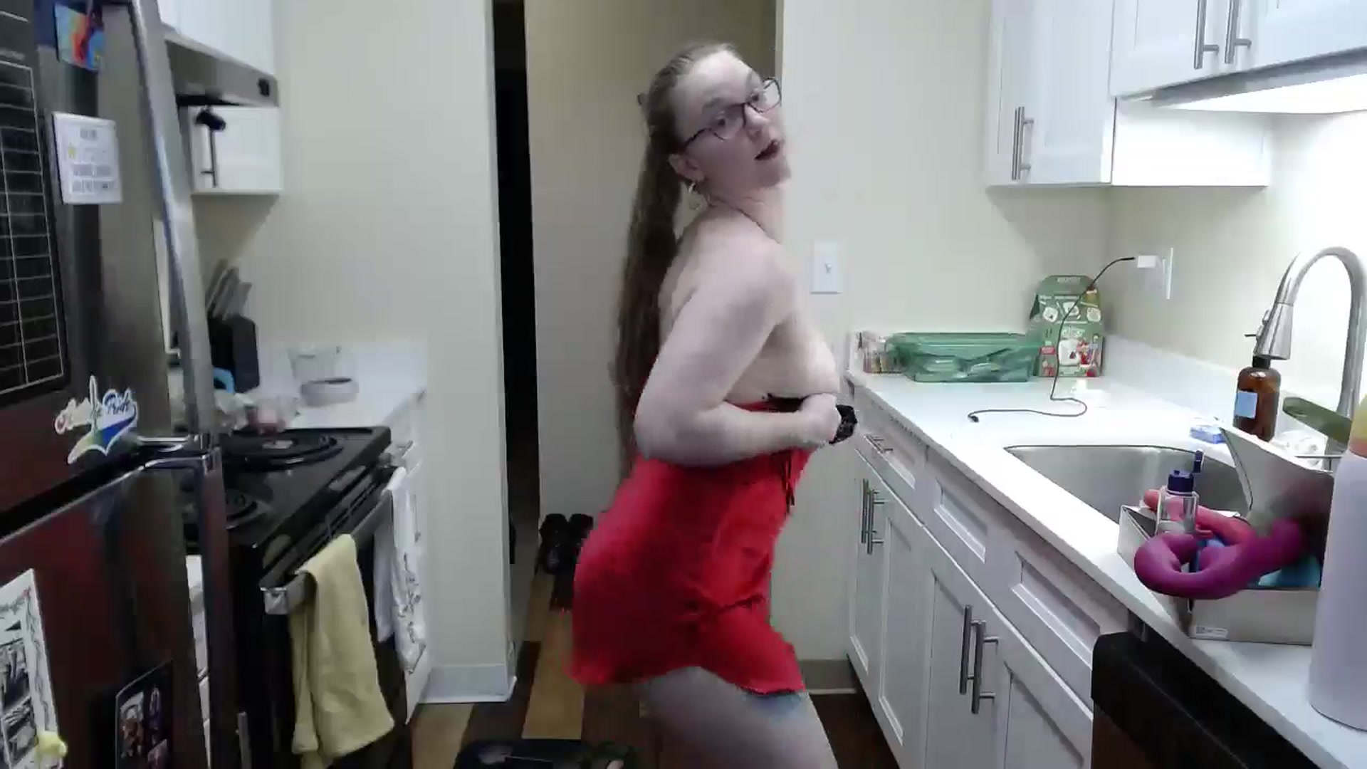 Gallery image thumbnail from Velvetvixxsin's myfreecams stream on, 03/19/2026, 11:21 image 14 of 20