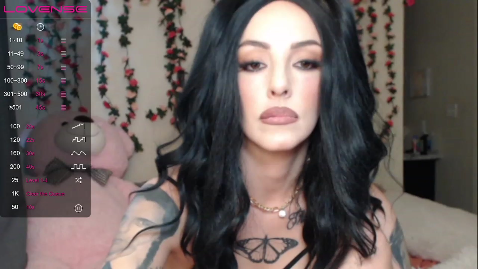 Gallery image thumbnail from Venice_V's myfreecams stream on, 11/21/2022, 23:44 image 19 of 20