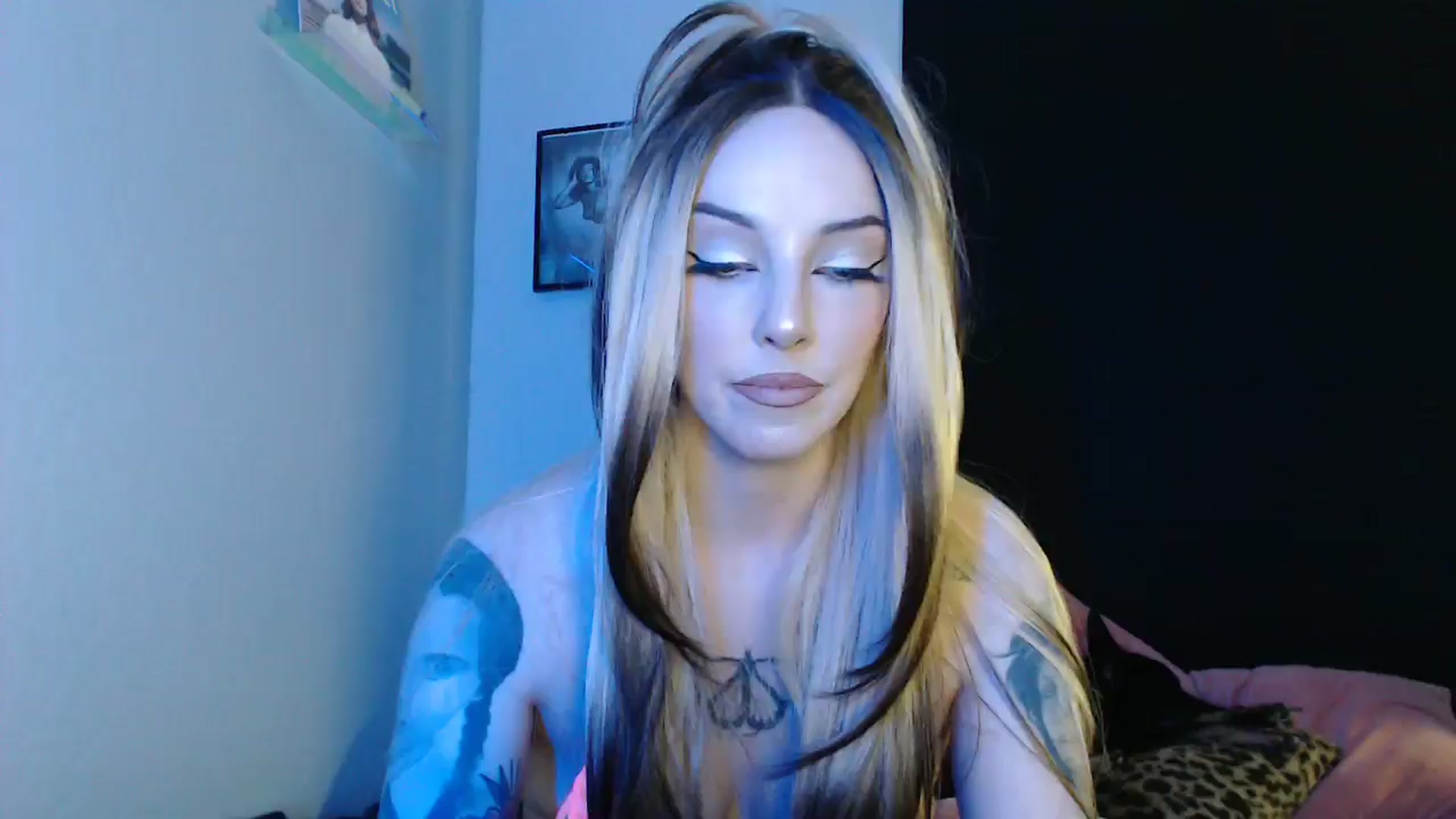 Gallery image thumbnail from Venice_V's myfreecams stream on, 01/24/2026, 22:31 image 8 of 20