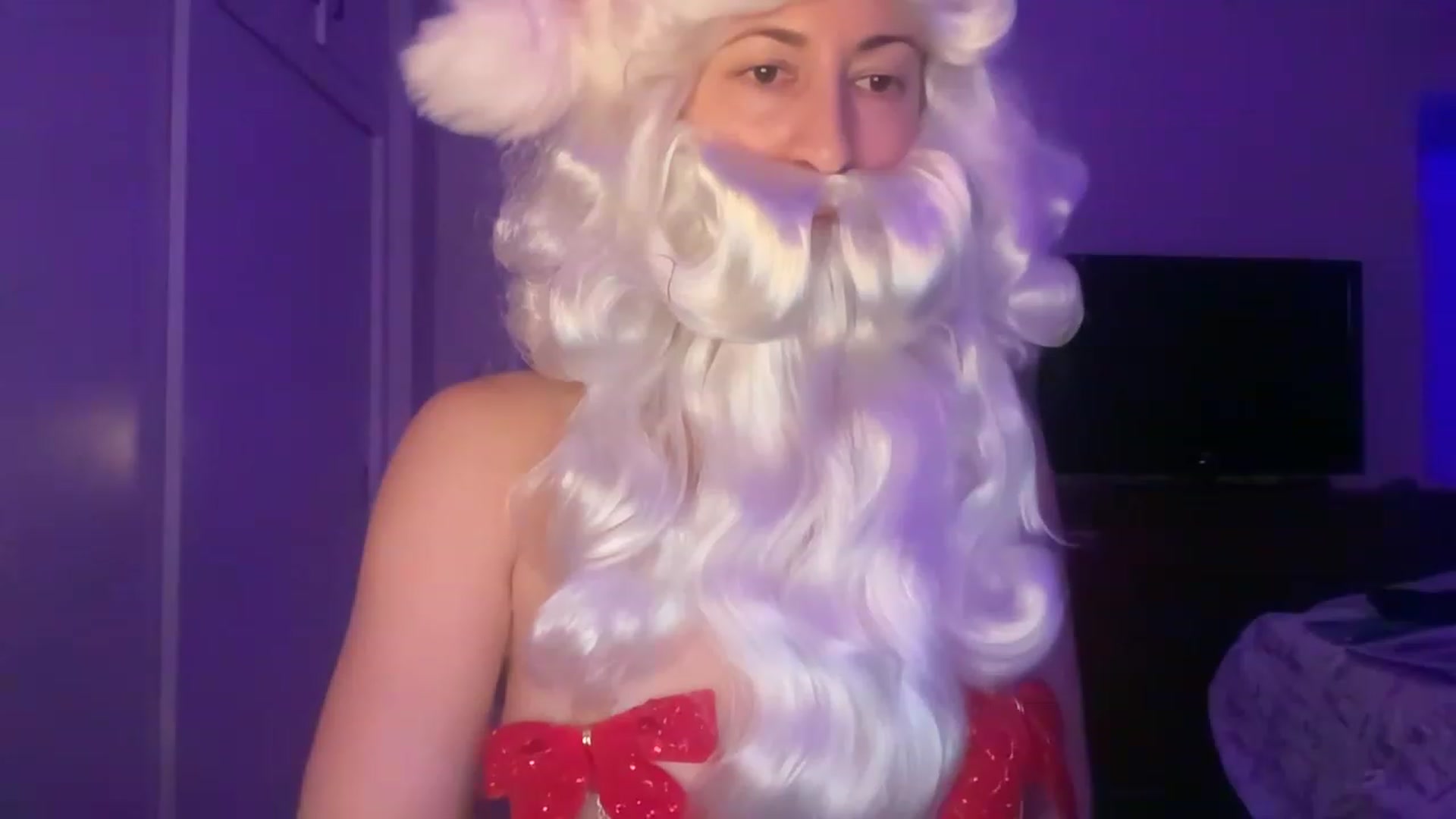 Gallery image thumbnail from Venmome's myfreecams stream on, 12/13/2022, 03:22 image 10 of 20