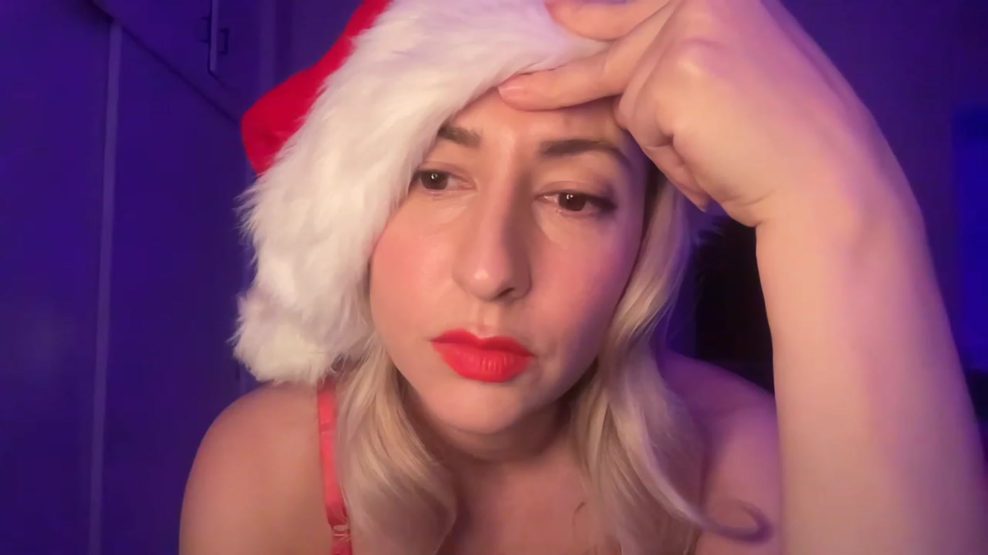 Gallery image thumbnail from Venmome's myfreecams stream on, 12/20/2022, 04:37 image 5 of 20