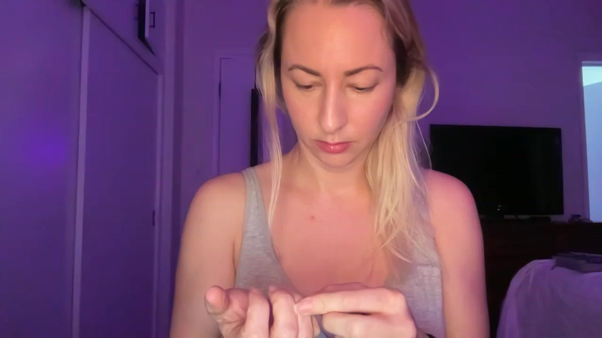 Gallery image thumbnail from Venmome's myfreecams stream on, 01/02/2023, 22:21 image 19 of 20